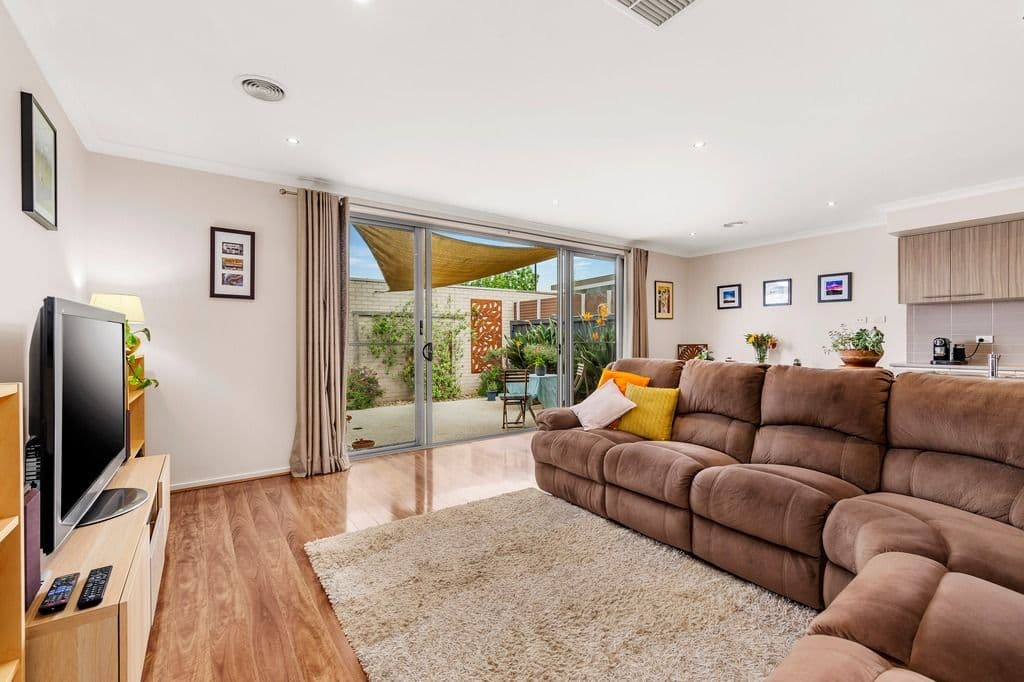 6 Rove Lane, Doreen VIC 3754, Doreen - Thumbnail 4