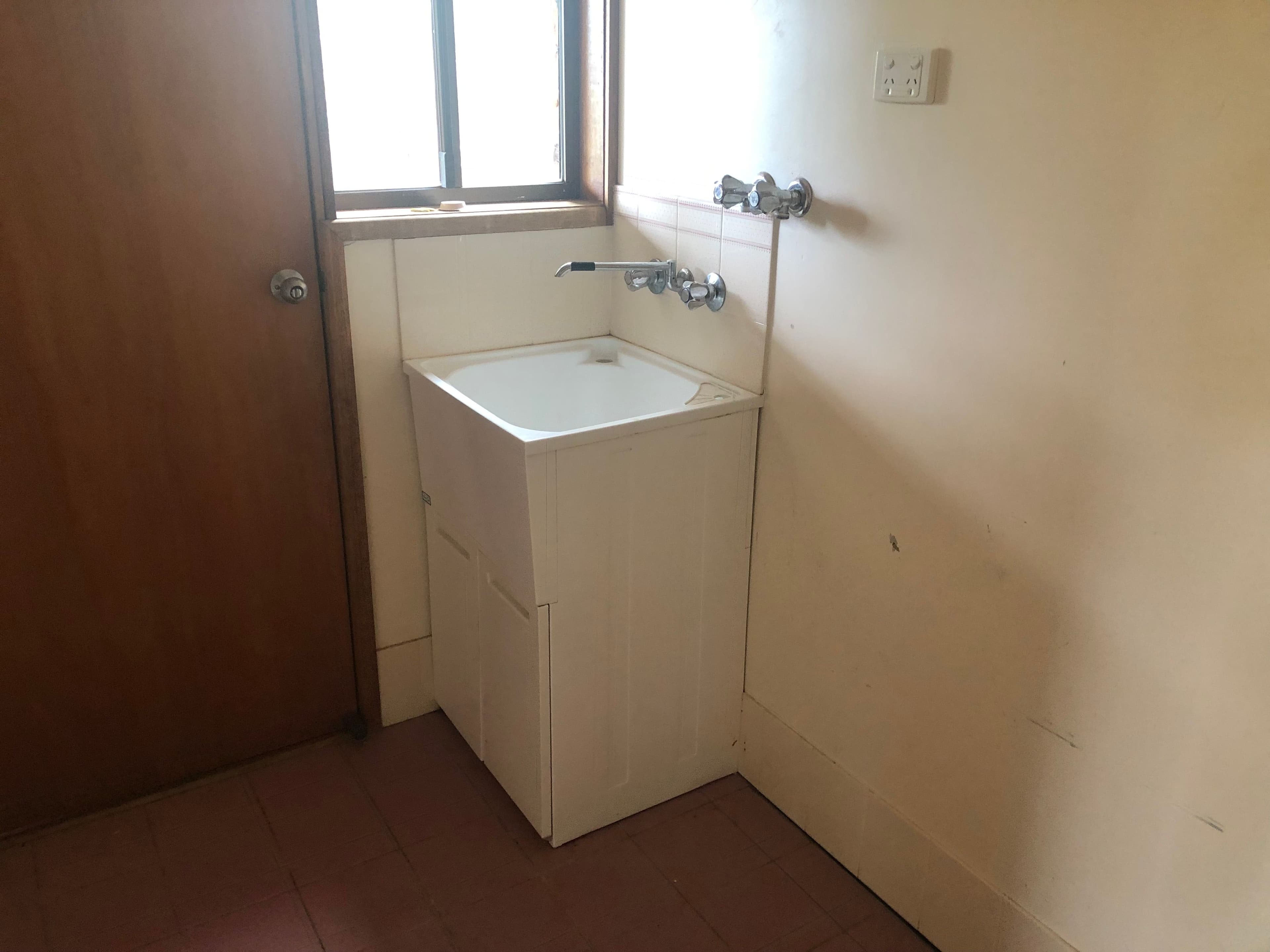 2 Robinson, Glen Innes NSW 2370, Glen Innes - Thumbnail 7