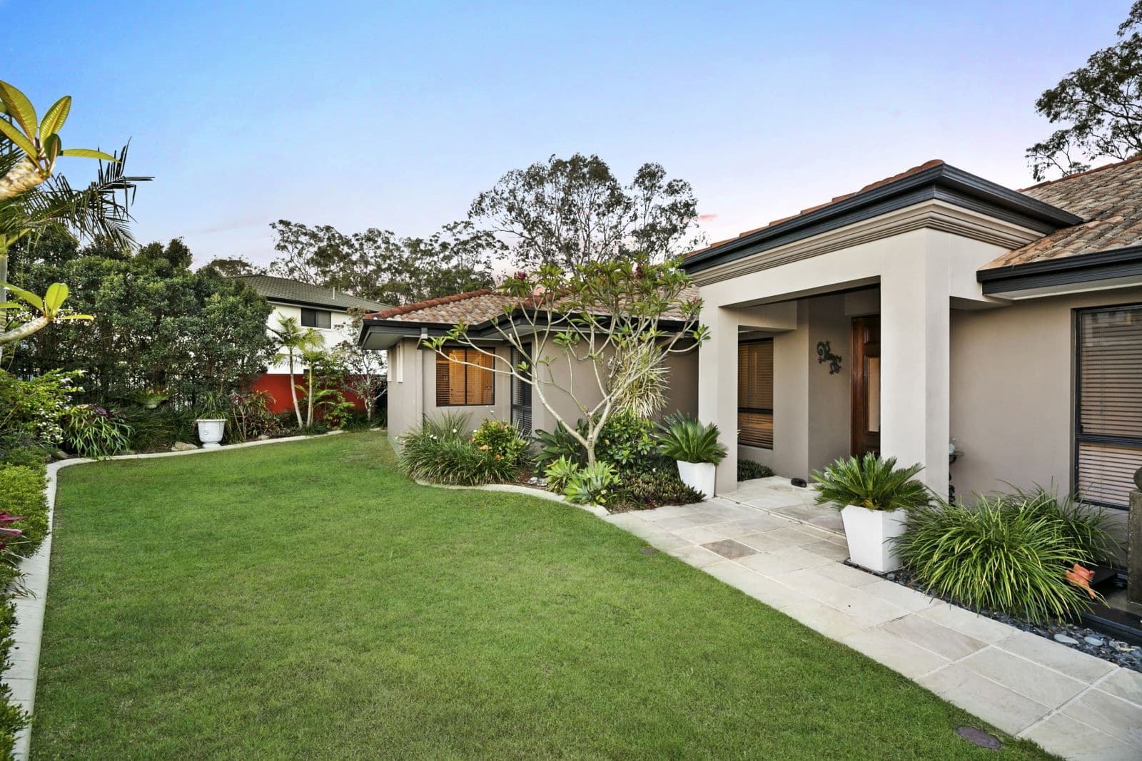 15 Little Hampton Court, Arundel QLD 4214, Arundel - Thumbnail 2