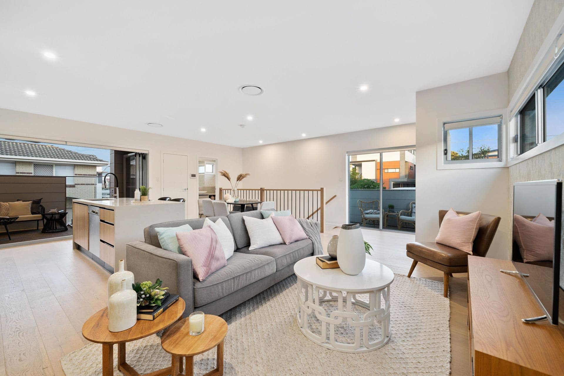 29 Cambridge Street, Carina Heights QLD 4152, Carina Heights - Thumbnail 2