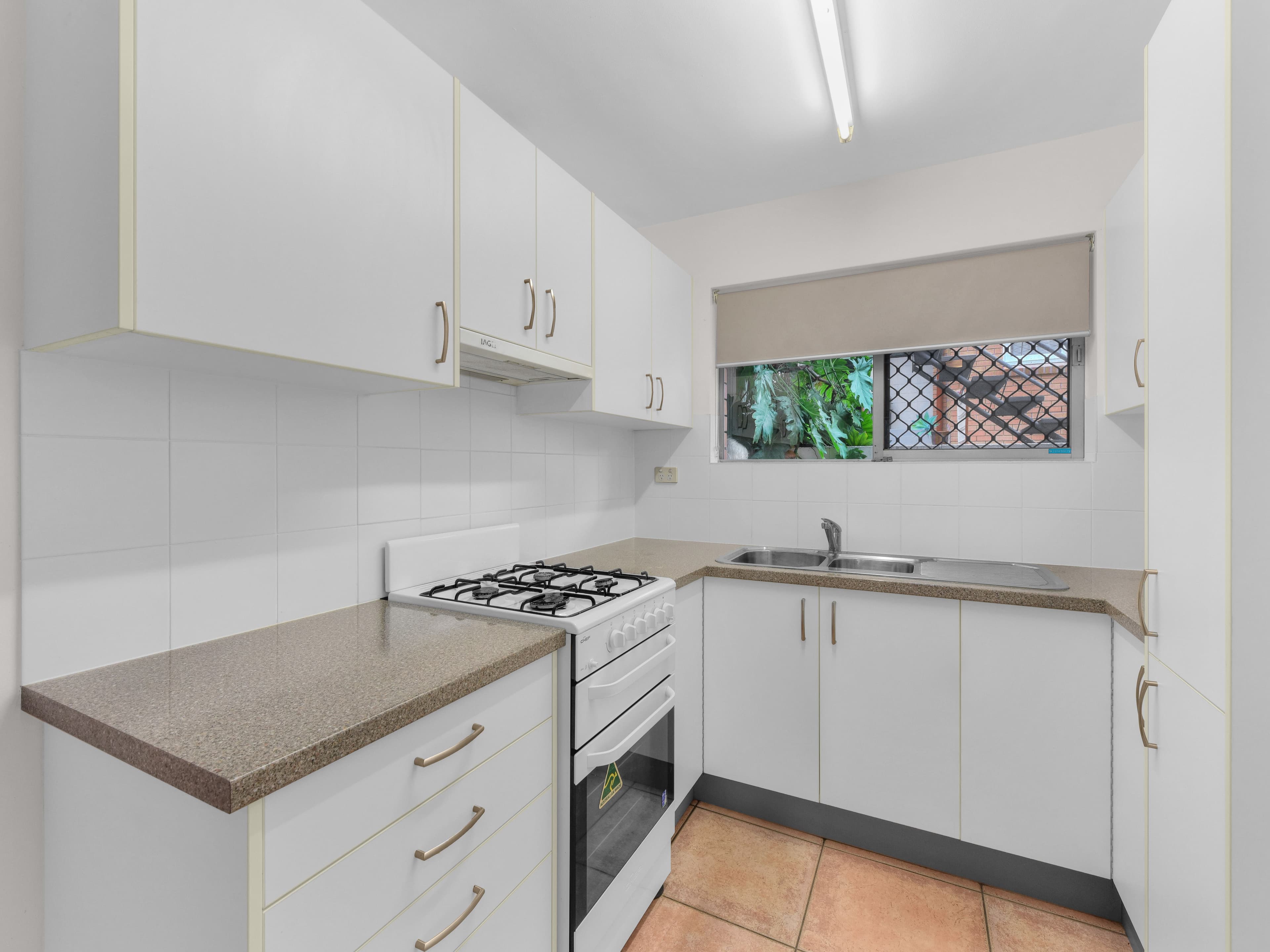 25 Glassey Street, Red Hill QLD 4059, Red Hill - Thumbnail 4