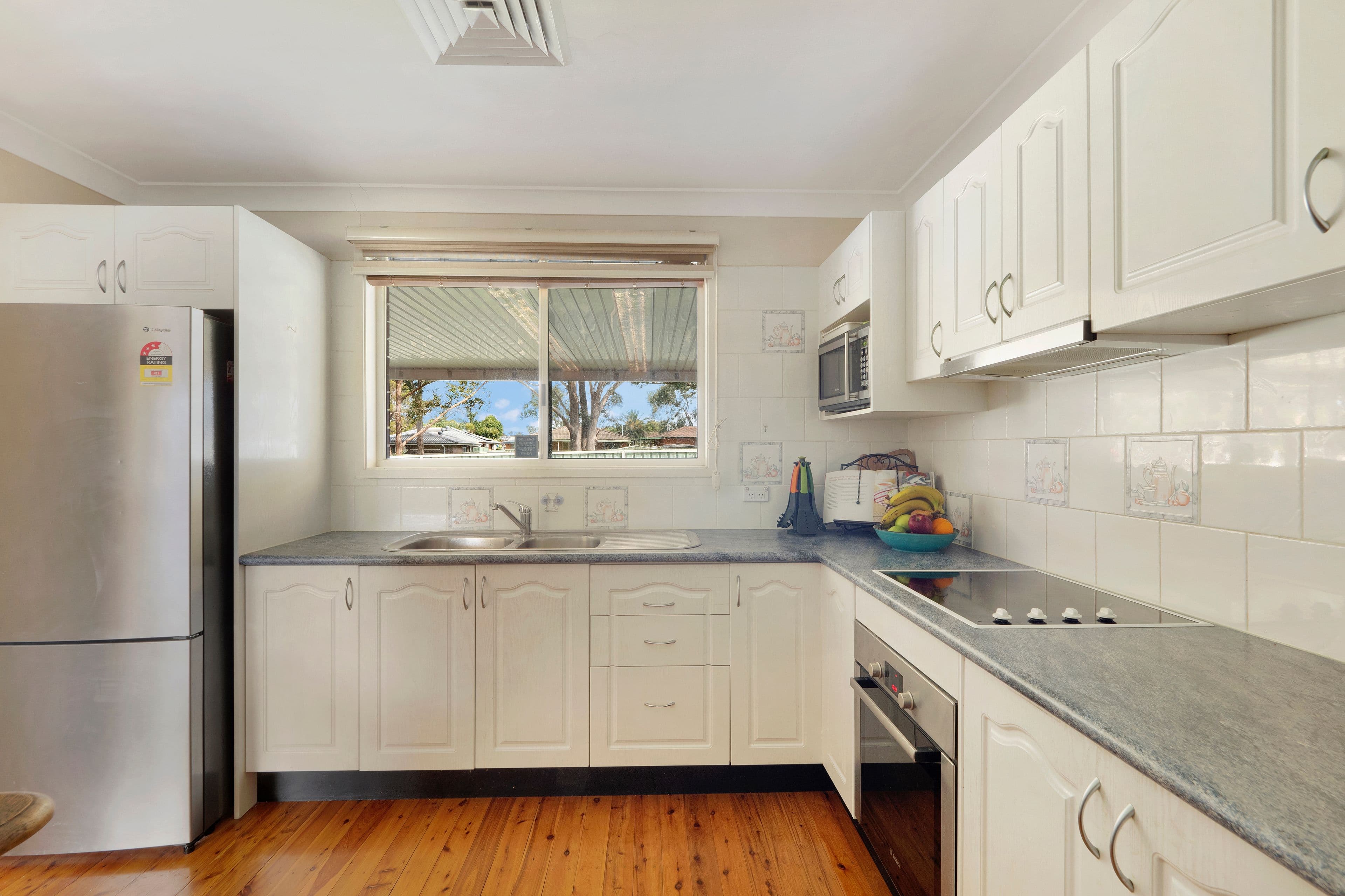 14 Barnfield Place, Dean Park NSW 2761, Dean Park - Thumbnail 5