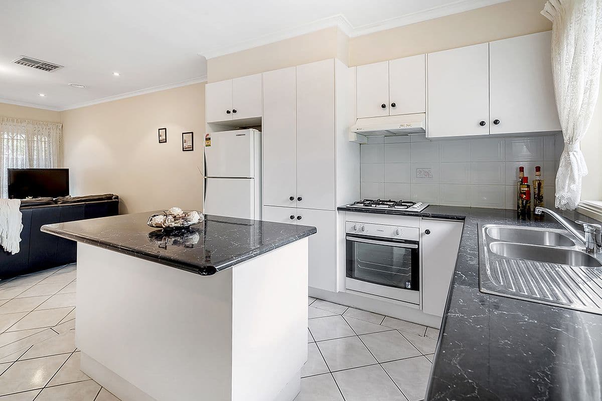 118 Bruce Street, Coburg VIC 3058, Coburg - Thumbnail 5