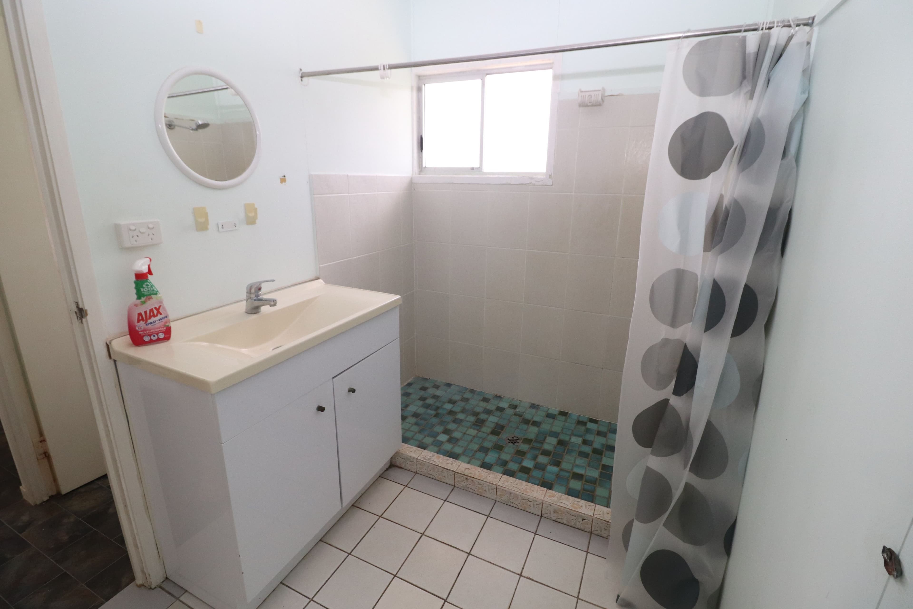 17 Hawkins Street, Ingham QLD 4850, Ingham - Thumbnail 3