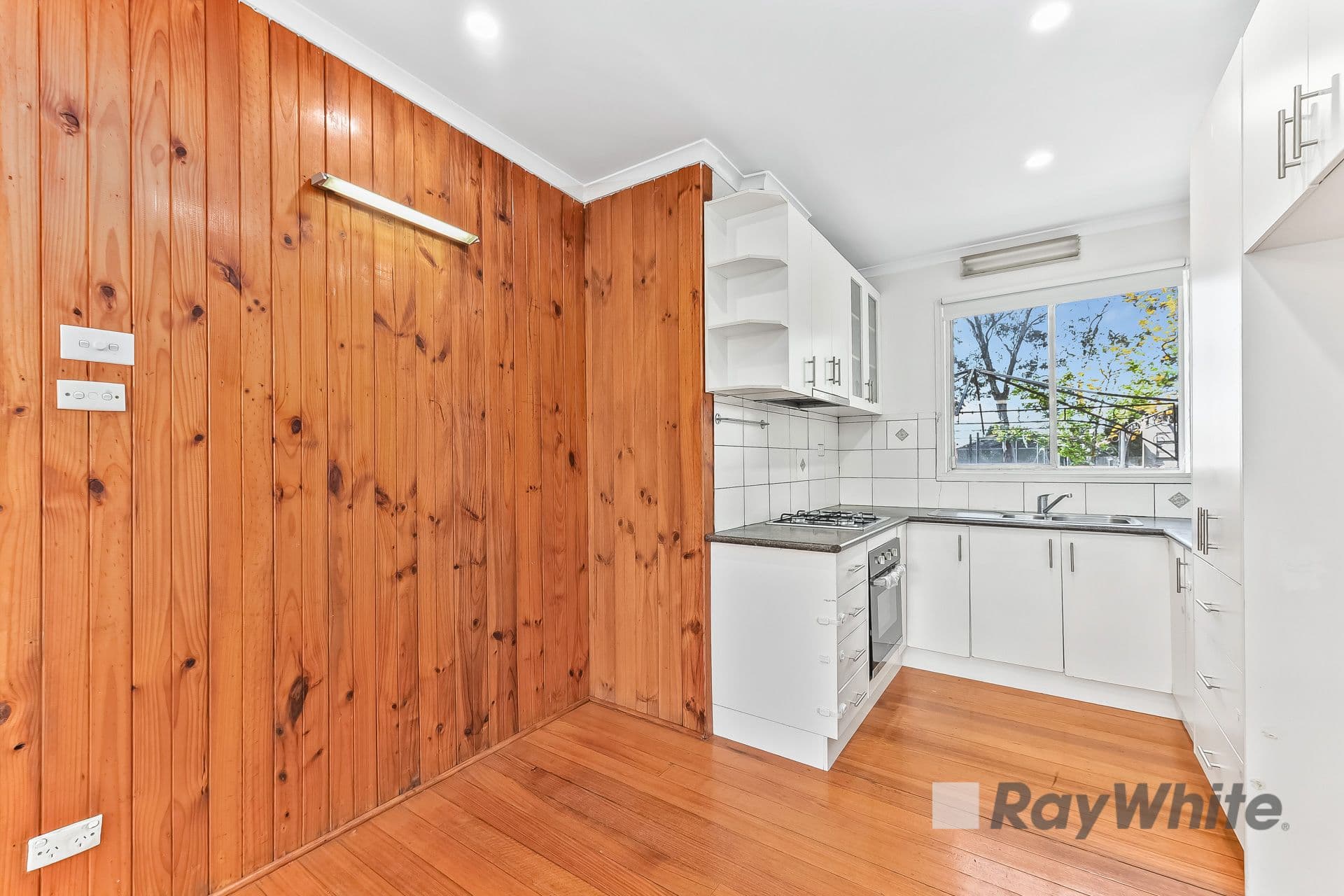 99 Cleeland Street, Dandenong VIC 3175, Dandenong - Thumbnail 4