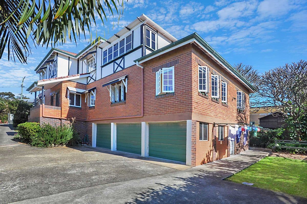 34 Creswick Street, Clayfield QLD 4011, Clayfield - Thumbnail 2