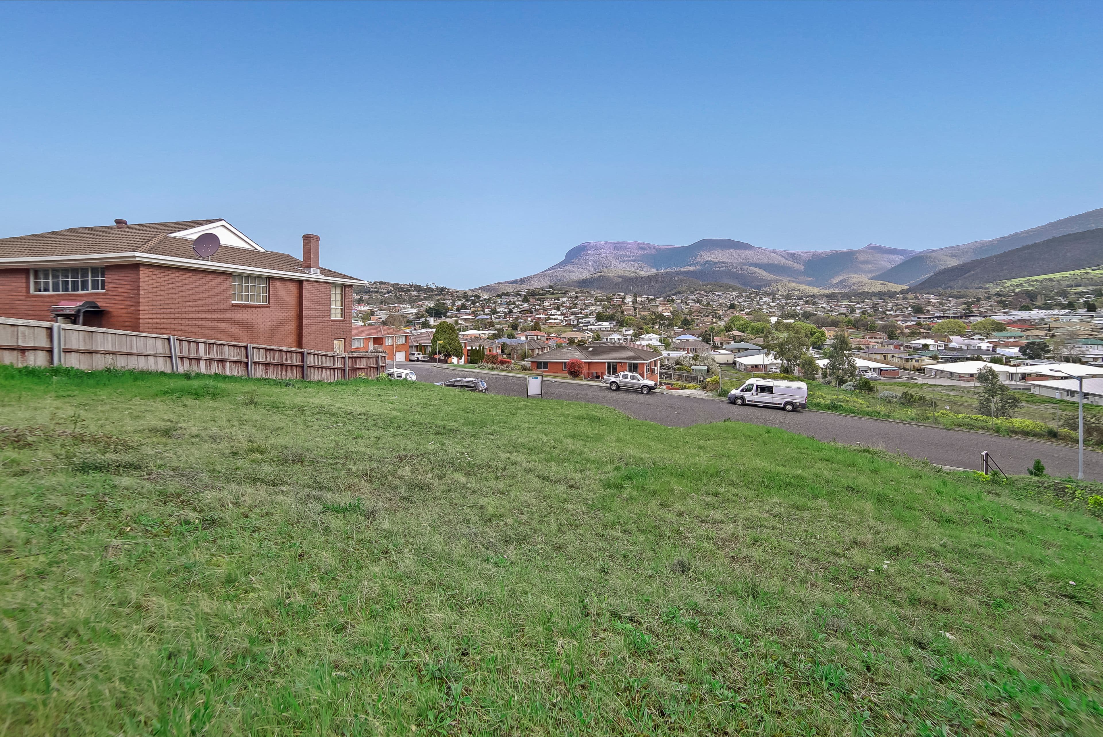 18 Gale Street, Glenorchy TAS 7010, Glenorchy - Thumbnail 2