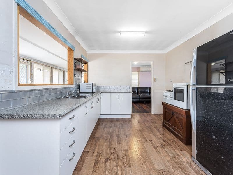 25 Chartwell Street, Margate QLD 4019, Margate - Thumbnail 6