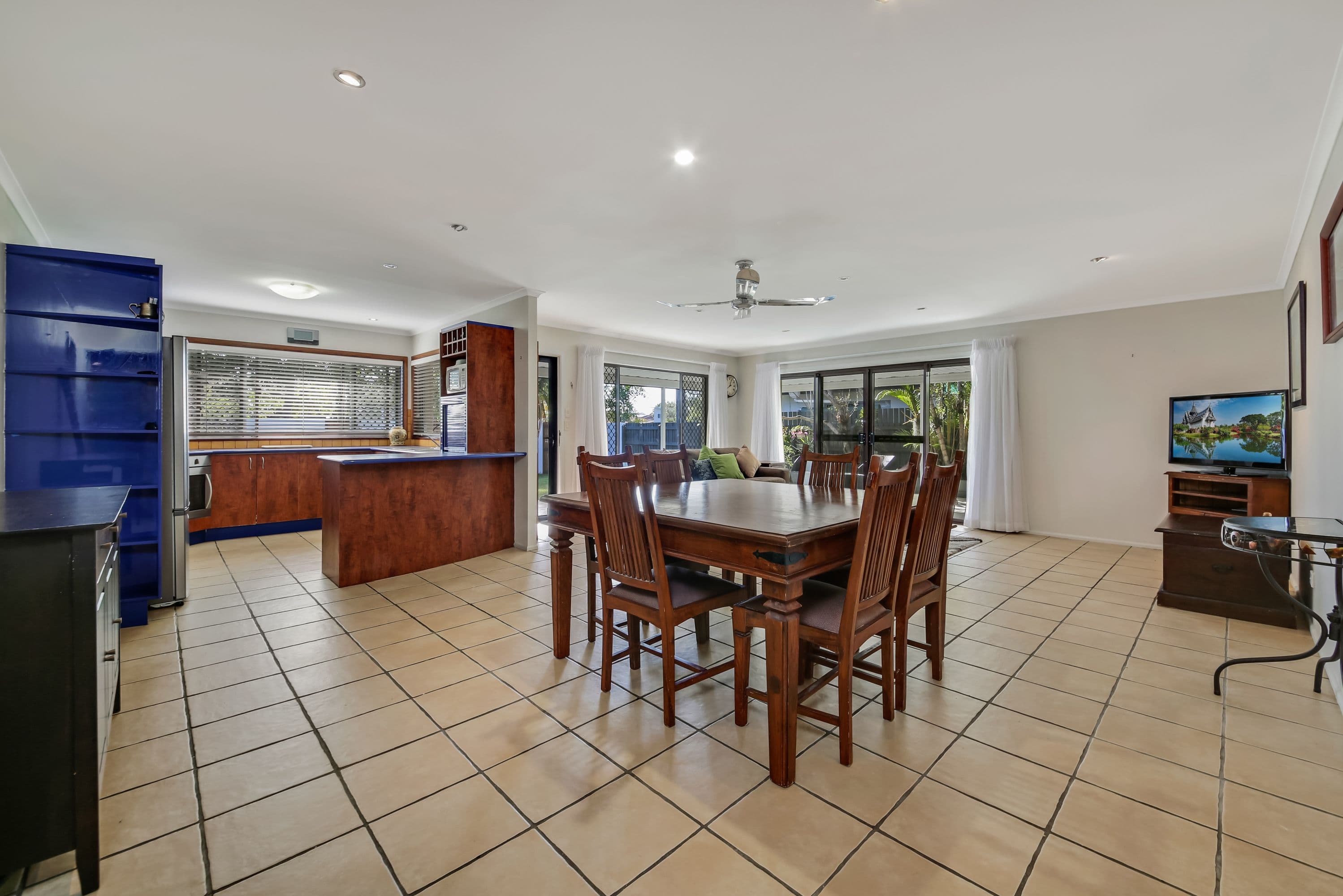 126 Acanthus Avenue, Burleigh Waters QLD 4220, Burleigh Waters - Thumbnail 7