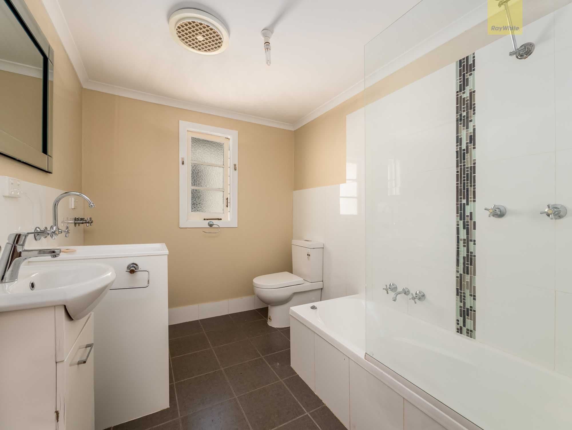 37 Zadoc Street, Lismore - Thumbnail 5