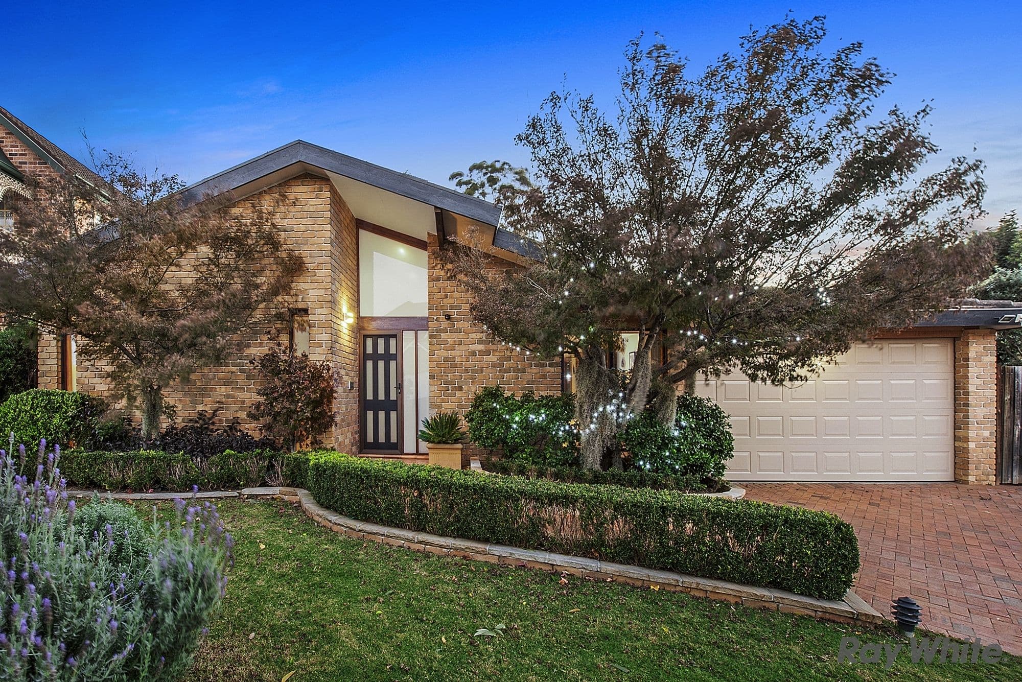 10 Strathcarron Avenue, Castle Hill - Image 1