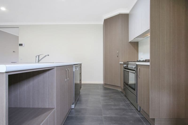 24 Ruthven Circuit, Wodonga VIC 3690, Wodonga - Thumbnail 6