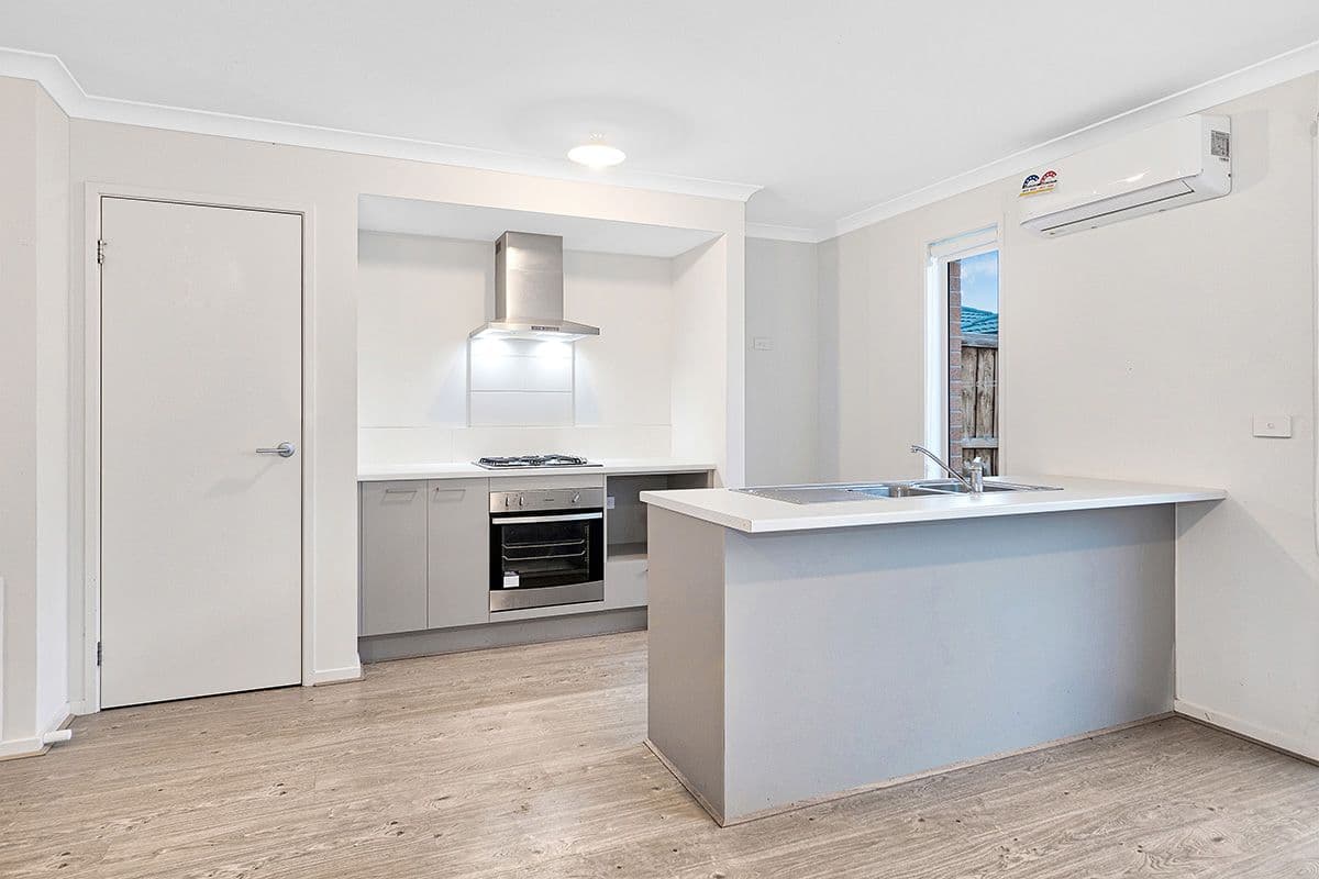 6 Honeybrook Lane, Clyde VIC 3978, Clyde - Thumbnail 6