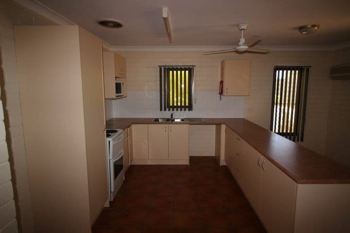 21 Barrow Place, South Hedland WA 6722, South Hedland - Thumbnail 2