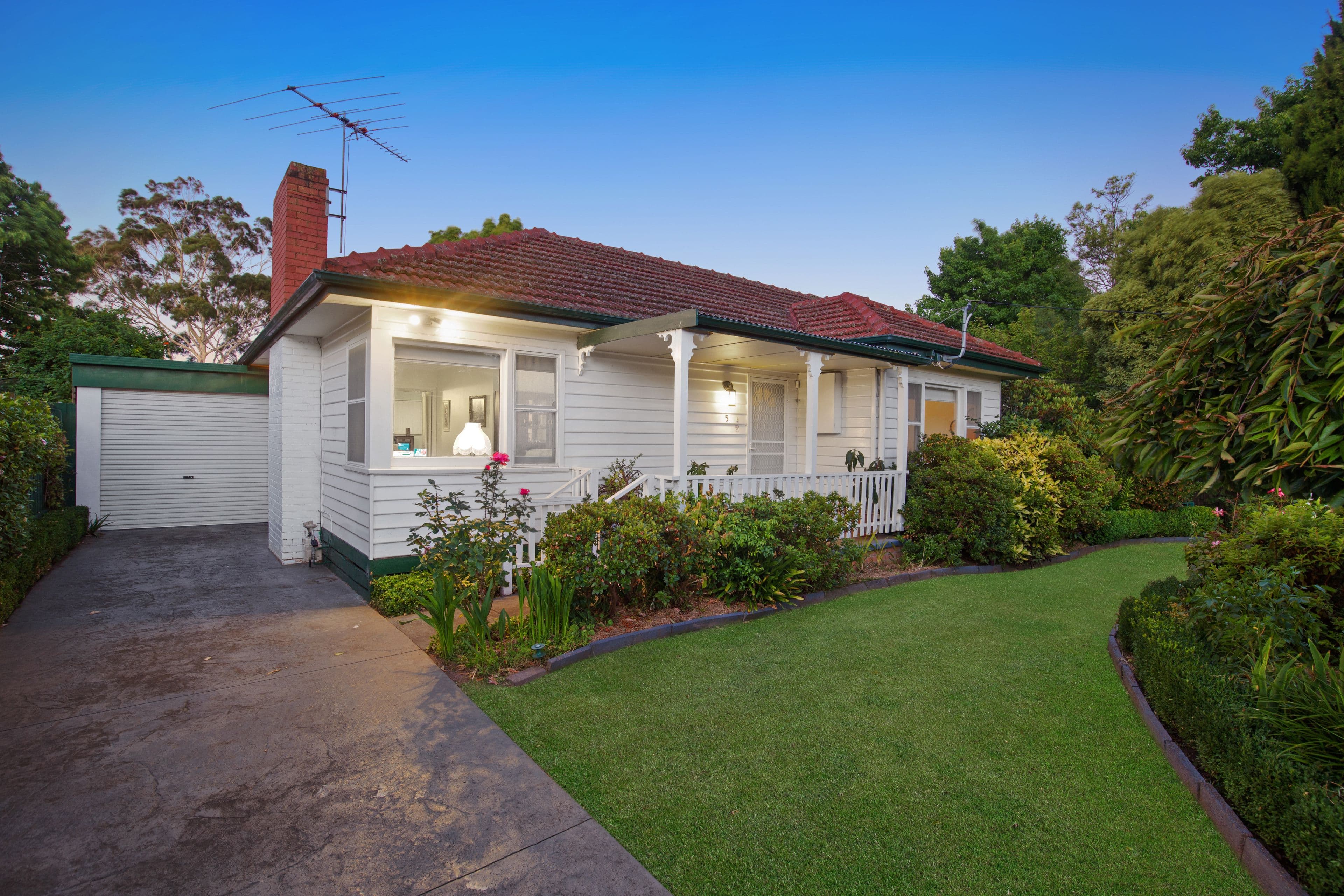5 Una Street, Mount Waverley VIC 3149, Mount Waverley - Image 1