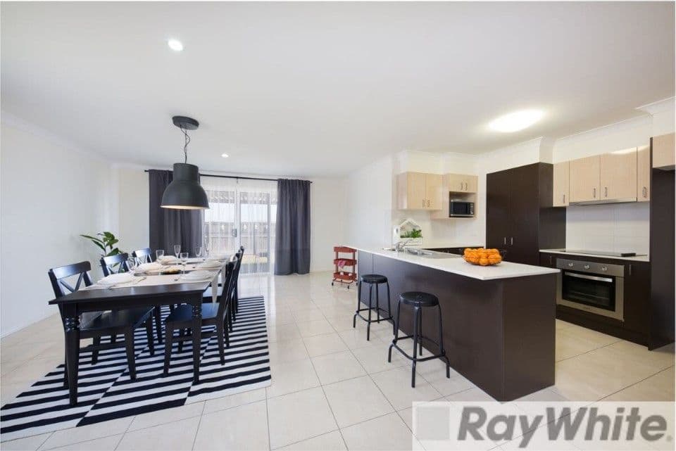 10 Phoebe Way, Gleneagle QLD 4285, Gleneagle - Thumbnail 5