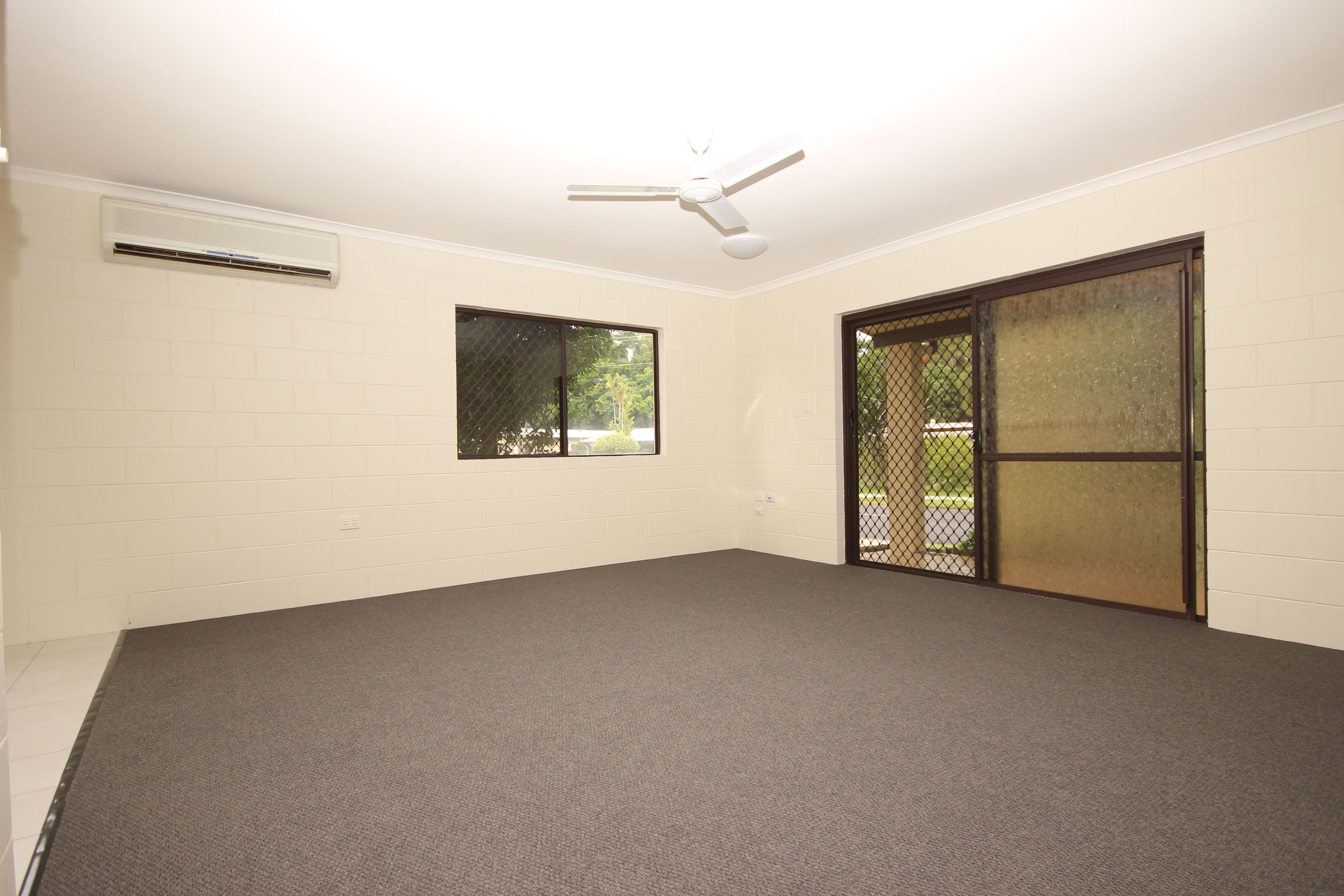 57 Hollywood Boulevard, White Rock QLD 4868, White Rock - Thumbnail 3