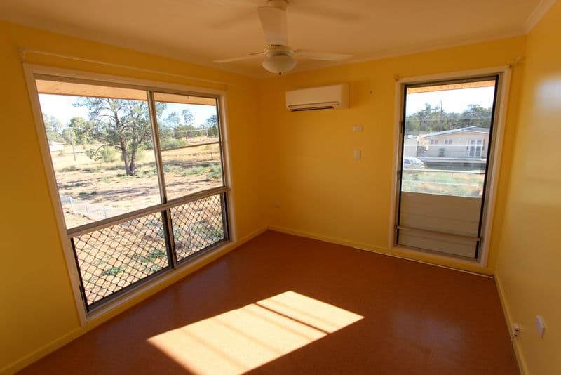 8 Cypress Street, Charleville QLD 4470, Charleville - Thumbnail 8