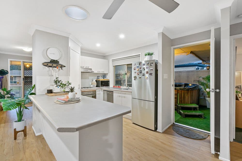 15 Ashwood Circuit, Birkdale QLD 4159, Birkdale - Thumbnail 6