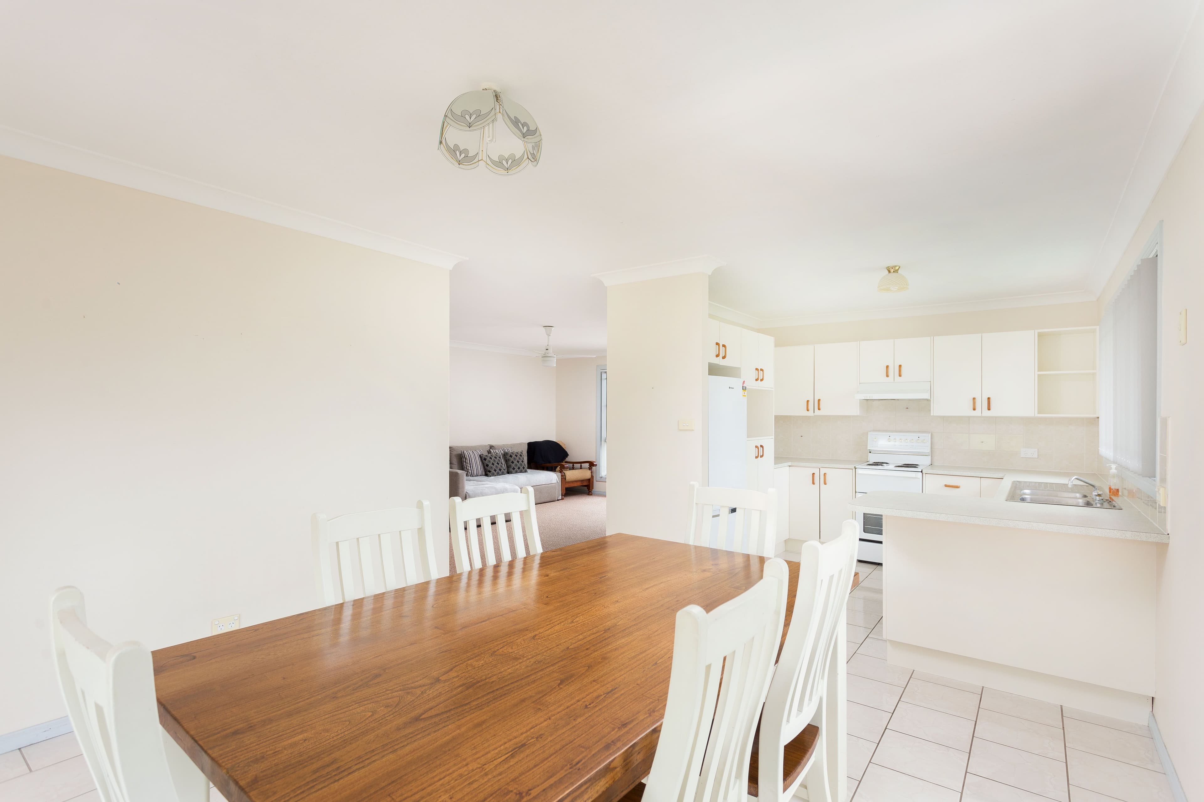 8 Talawong Drive, Taree NSW 2430, Taree - Thumbnail 2