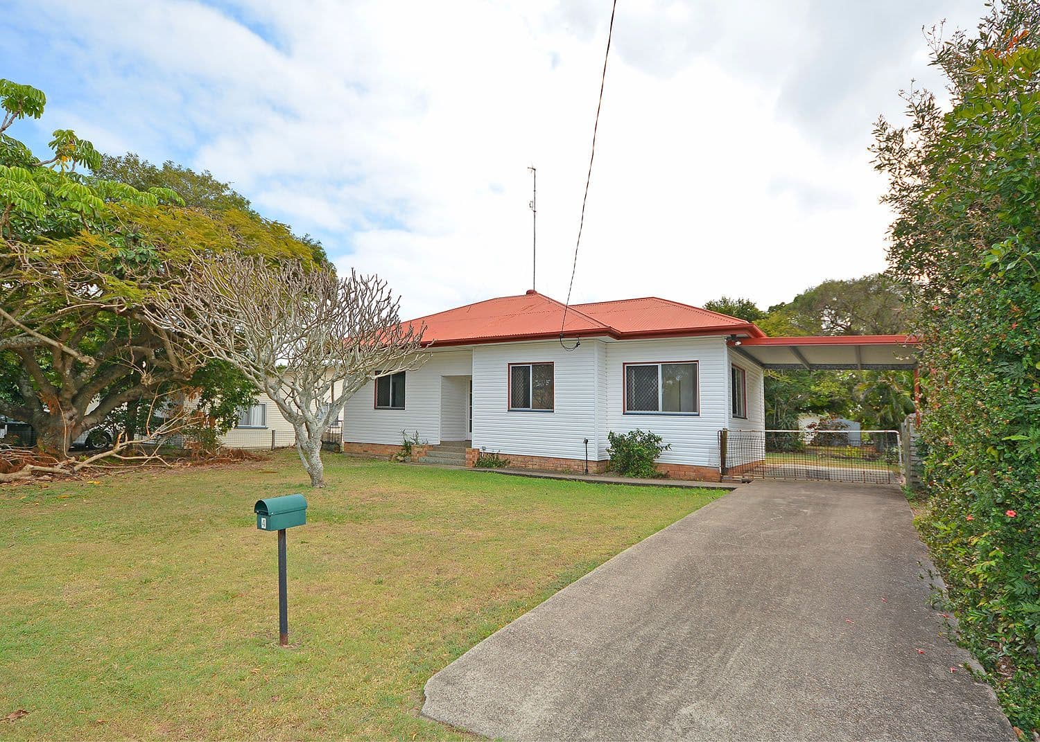 4 King Street, Urangan QLD 4655, Urangan - Thumbnail 4
