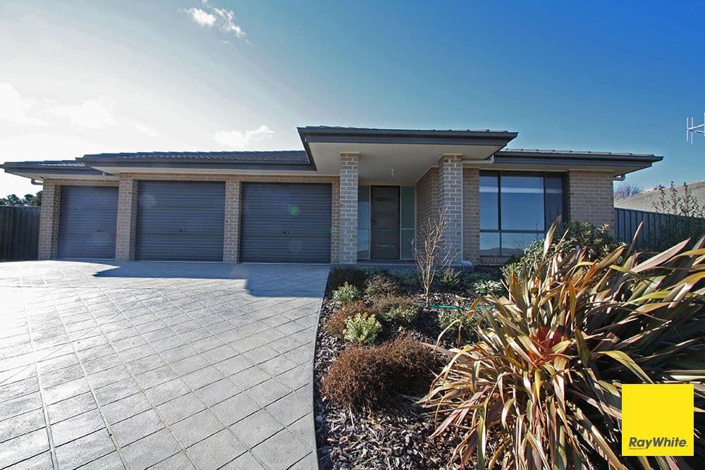 3 Lithgow Place, Bungendore - Image 1
