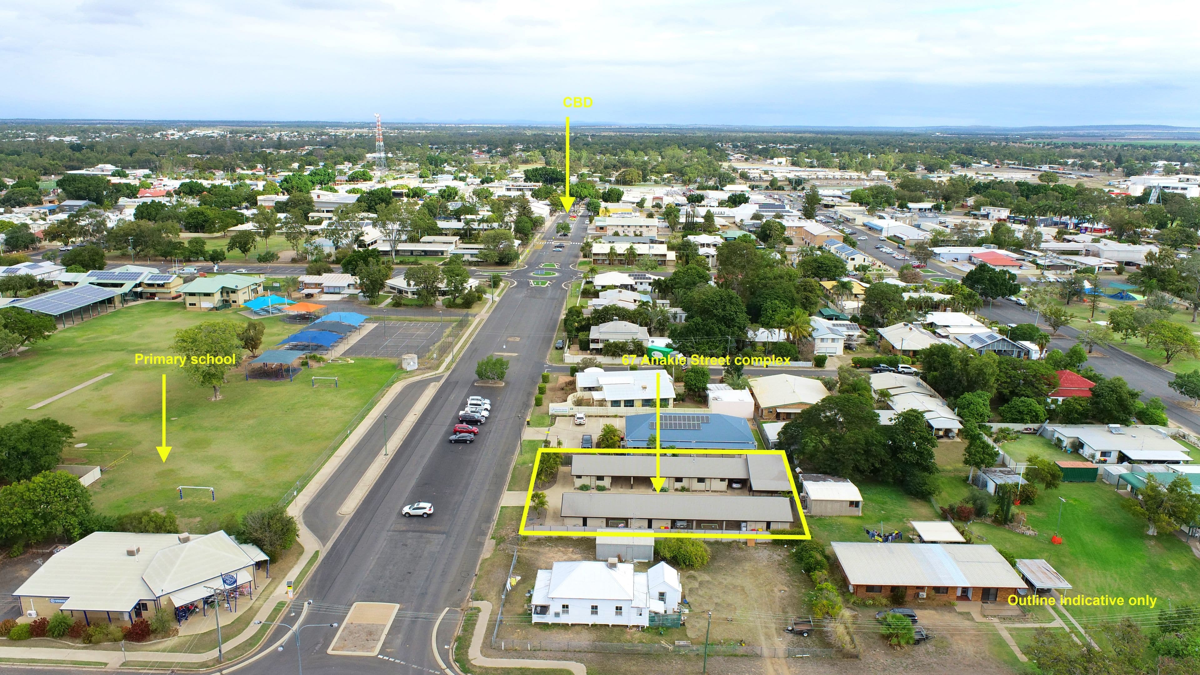 67 Anakie Street, Emerald QLD 4720, Emerald - Thumbnail 2