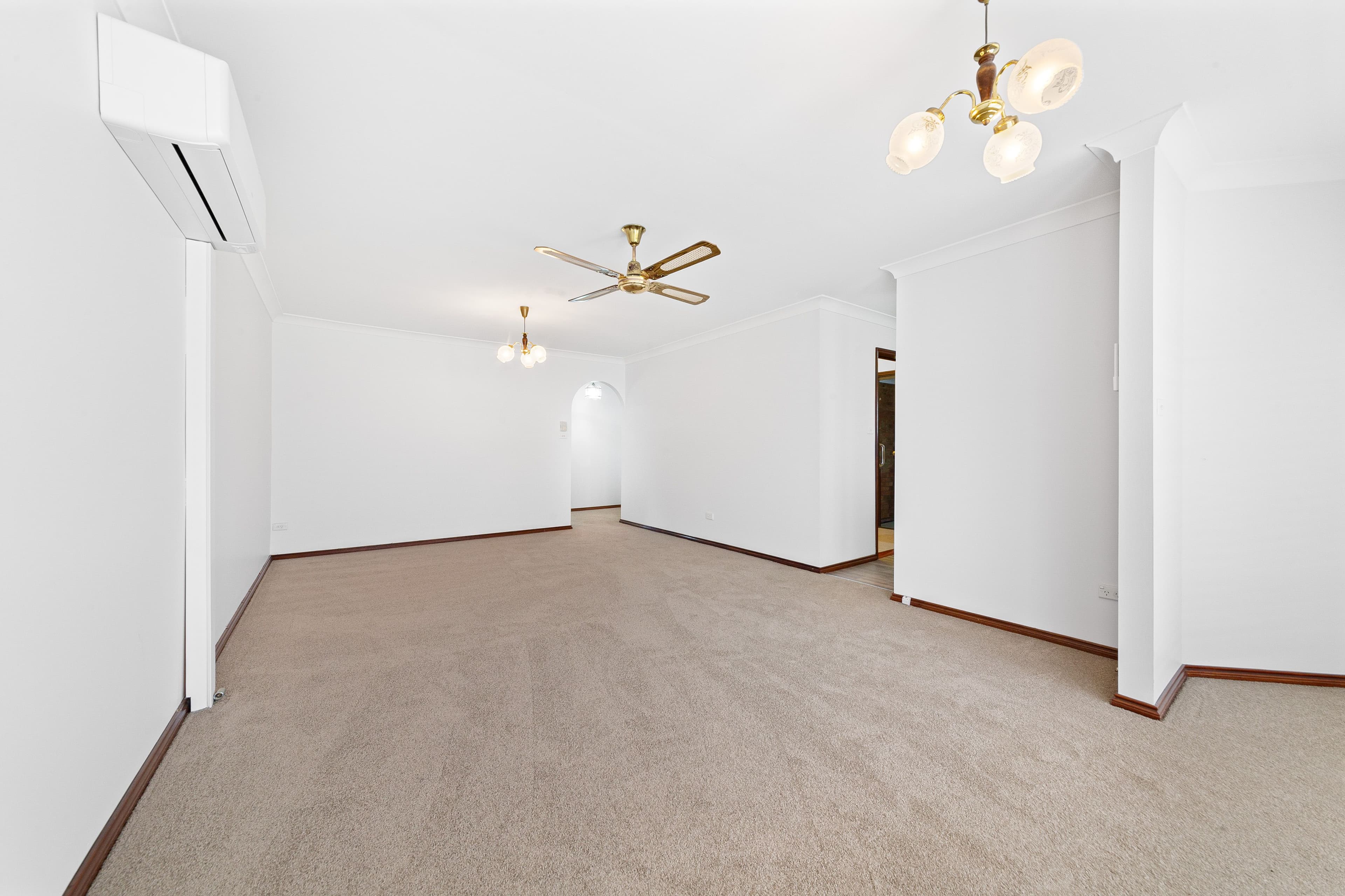 18 Gilbert Avenue, Gorokan NSW 2263, Gorokan - Thumbnail 4