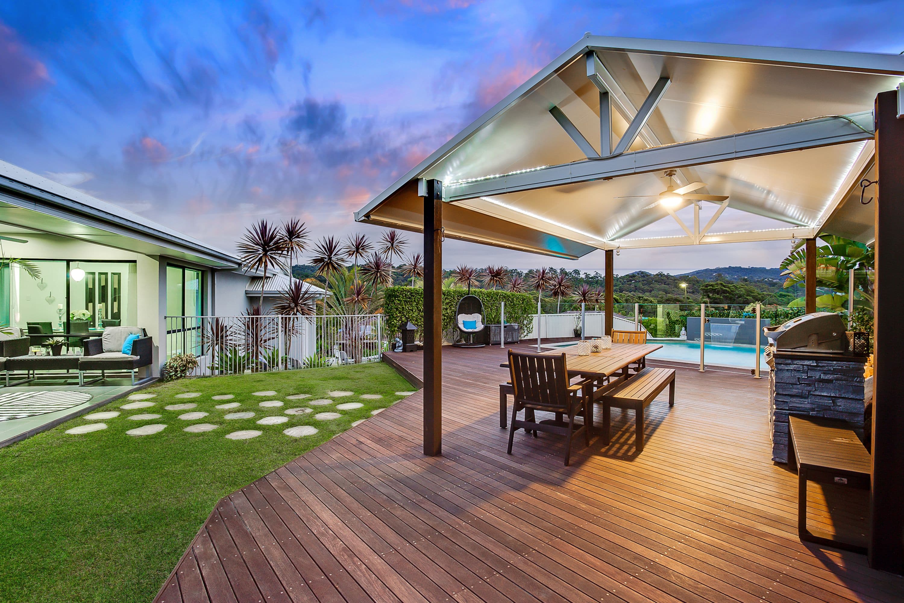 2 Marshall Grove, Bonogin QLD 4213, Bonogin - Image 1
