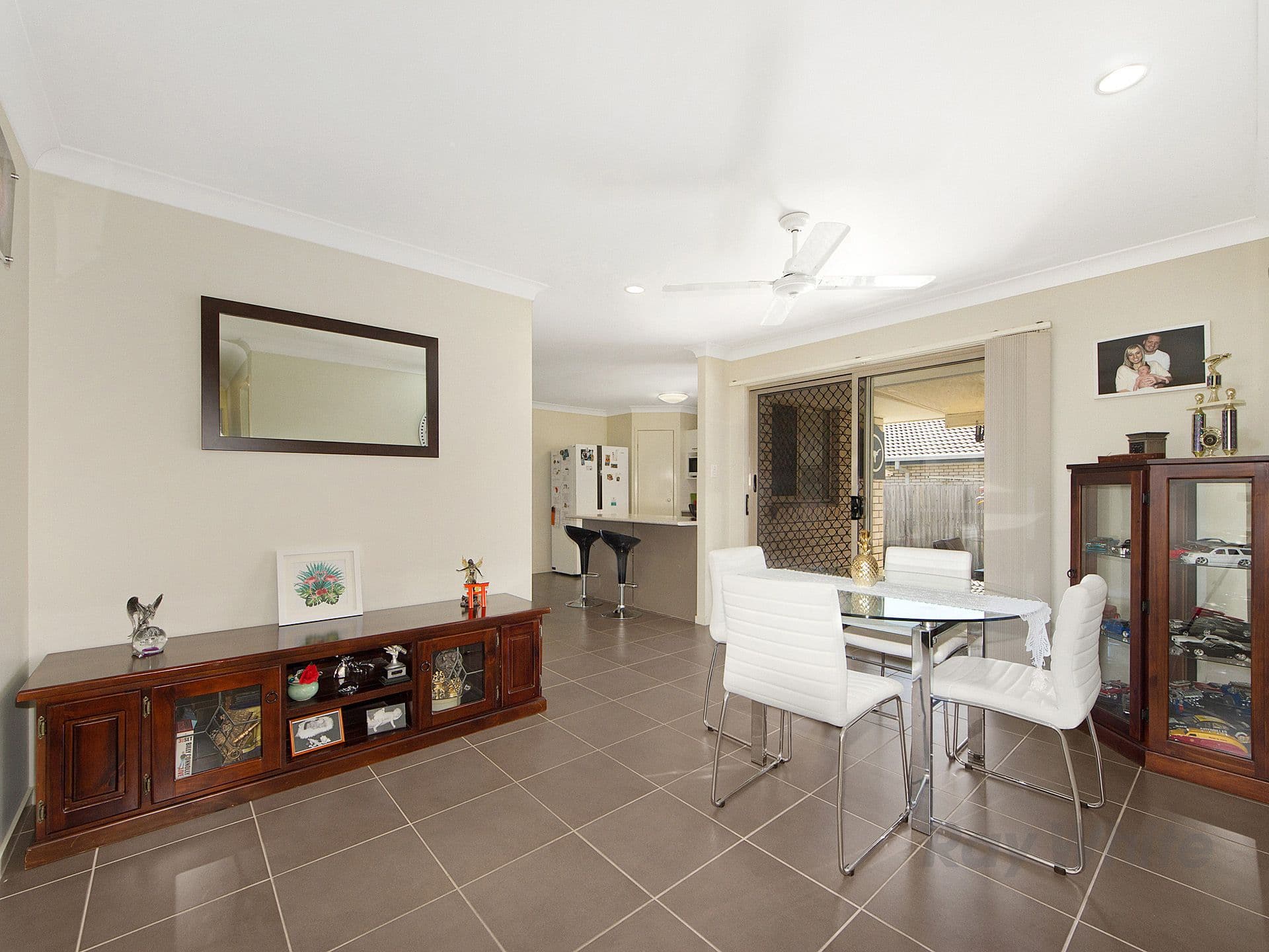 9 Bedivere Drive, Ormeau QLD 4208, Ormeau - Thumbnail 4