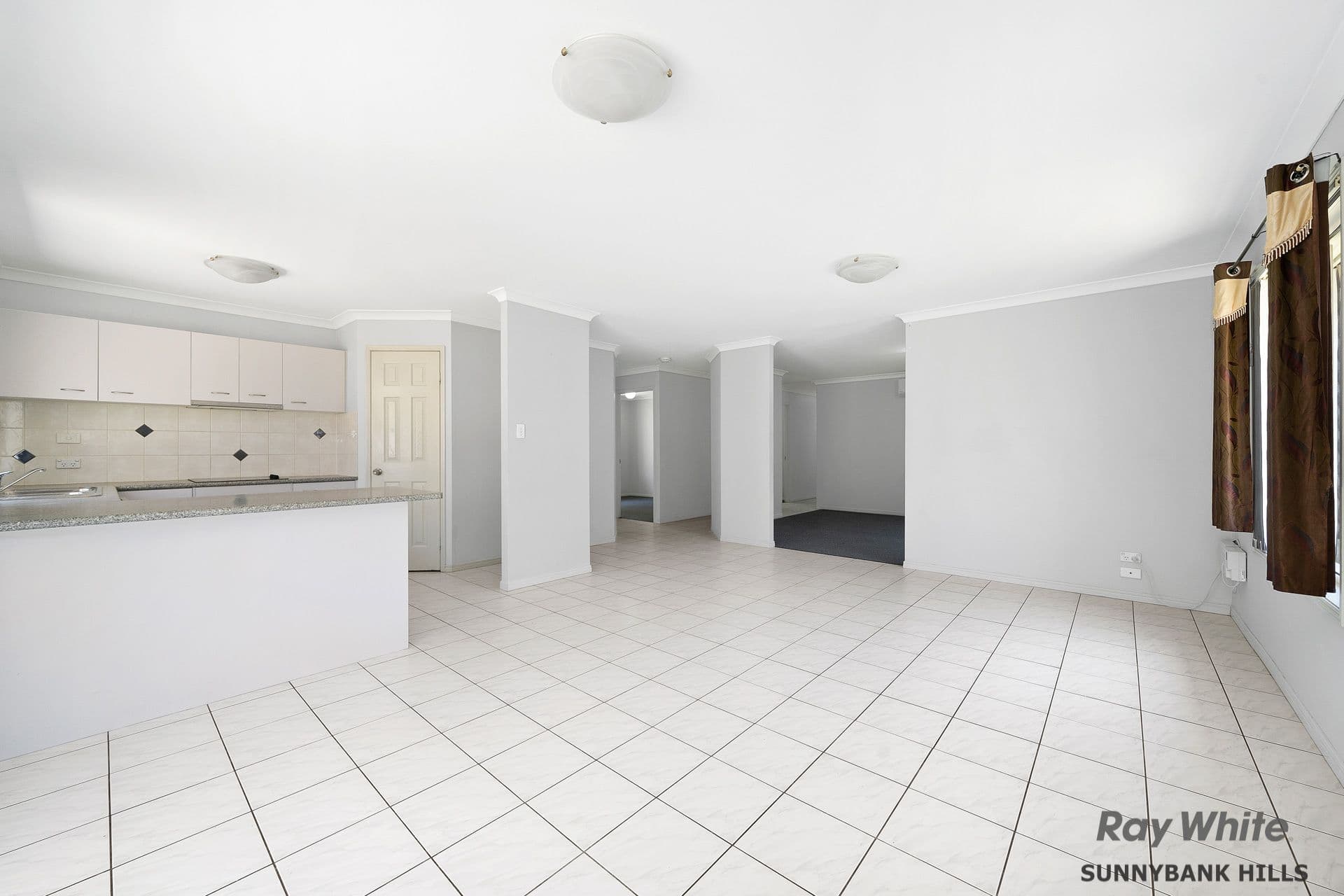 12 Innes Close, Parkinson QLD 4115, Parkinson - Thumbnail 2