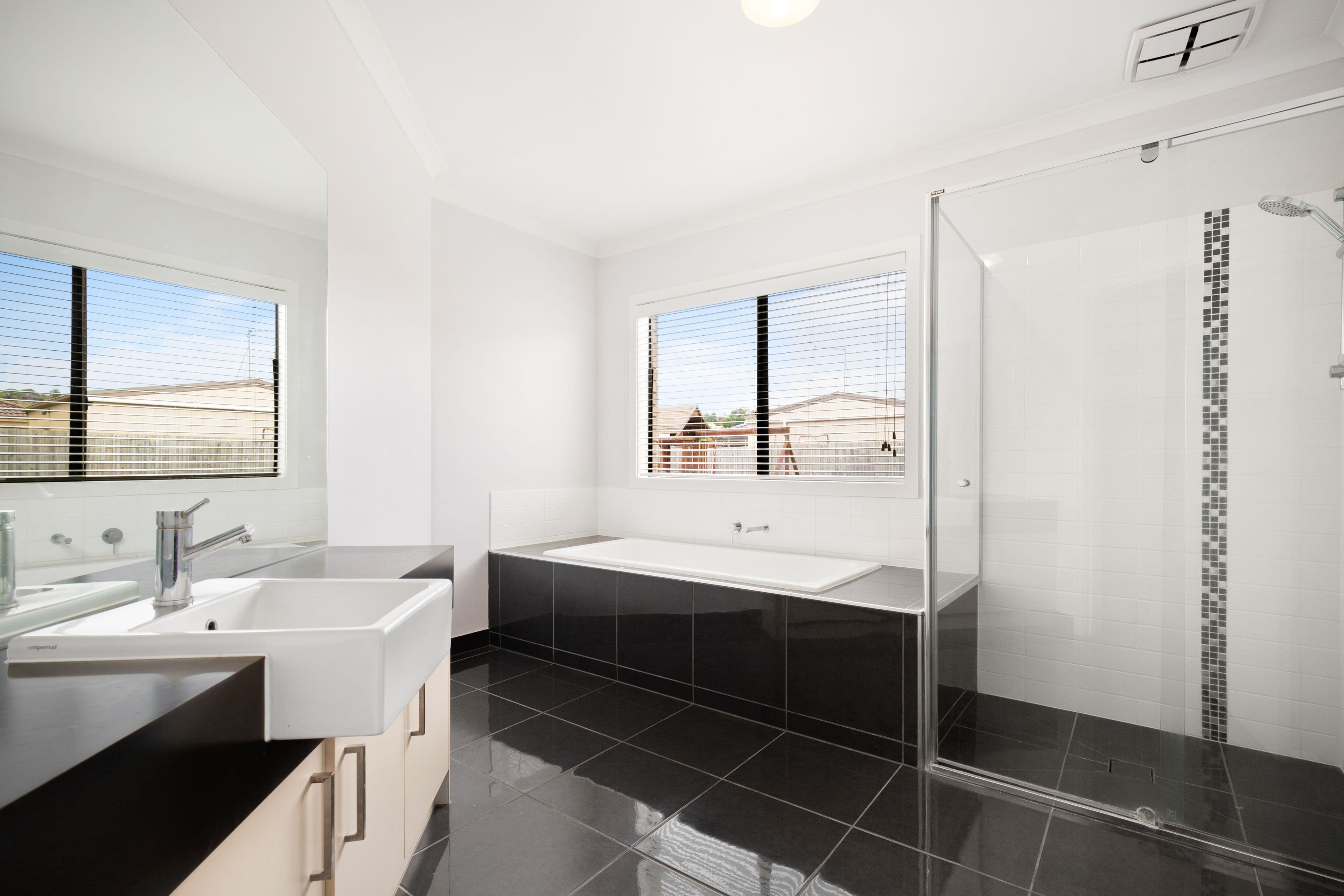 2 Bronte Court, Drouin VIC 3818, Drouin - Thumbnail 4