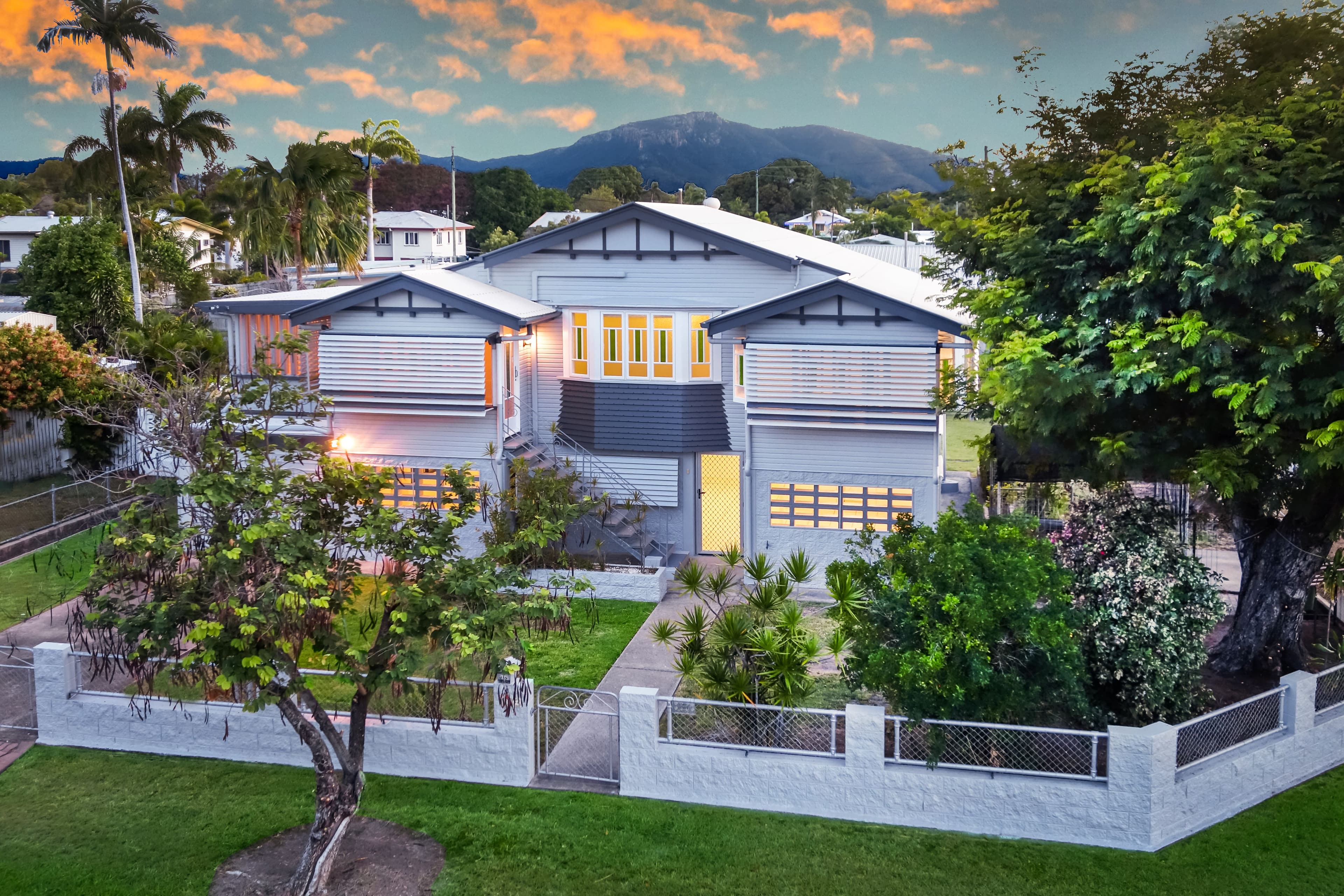233 Corcoran, Currajong QLD 4812, Currajong - Image 1
