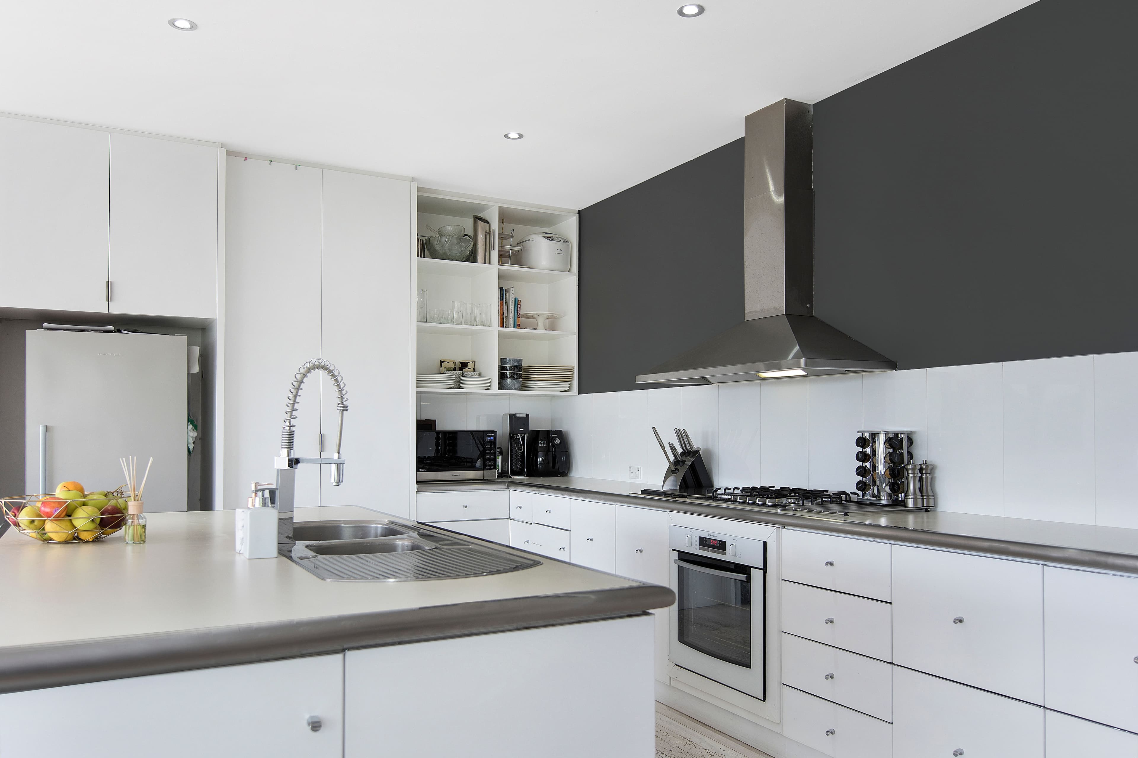 24 Willowdene Avenue, Sandy Bay TAS 7005, Sandy Bay - Thumbnail 5