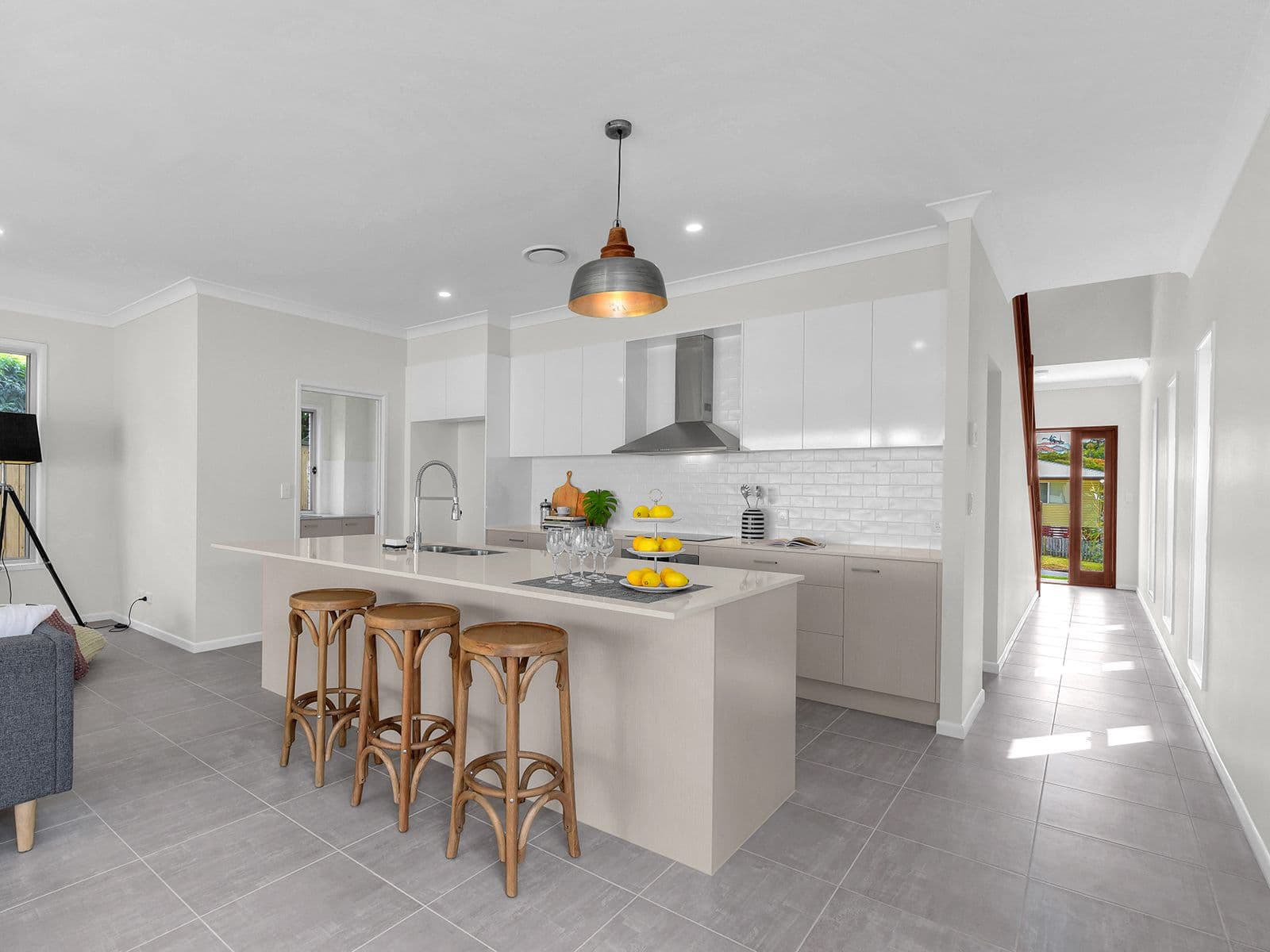 90 Willard Street, Carina Heights QLD 4152, Carina Heights - Thumbnail 3