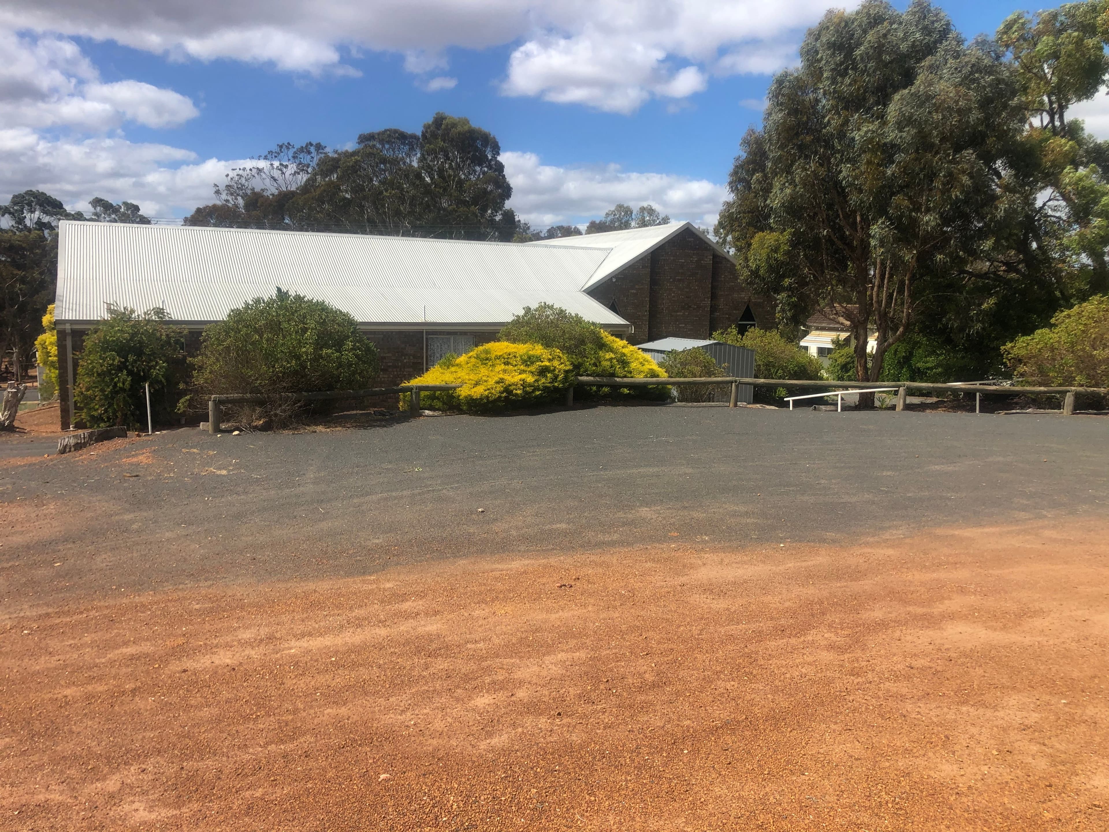 27 Cowley Street, Boyup Brook WA 6244, Boyup Brook - Thumbnail 2