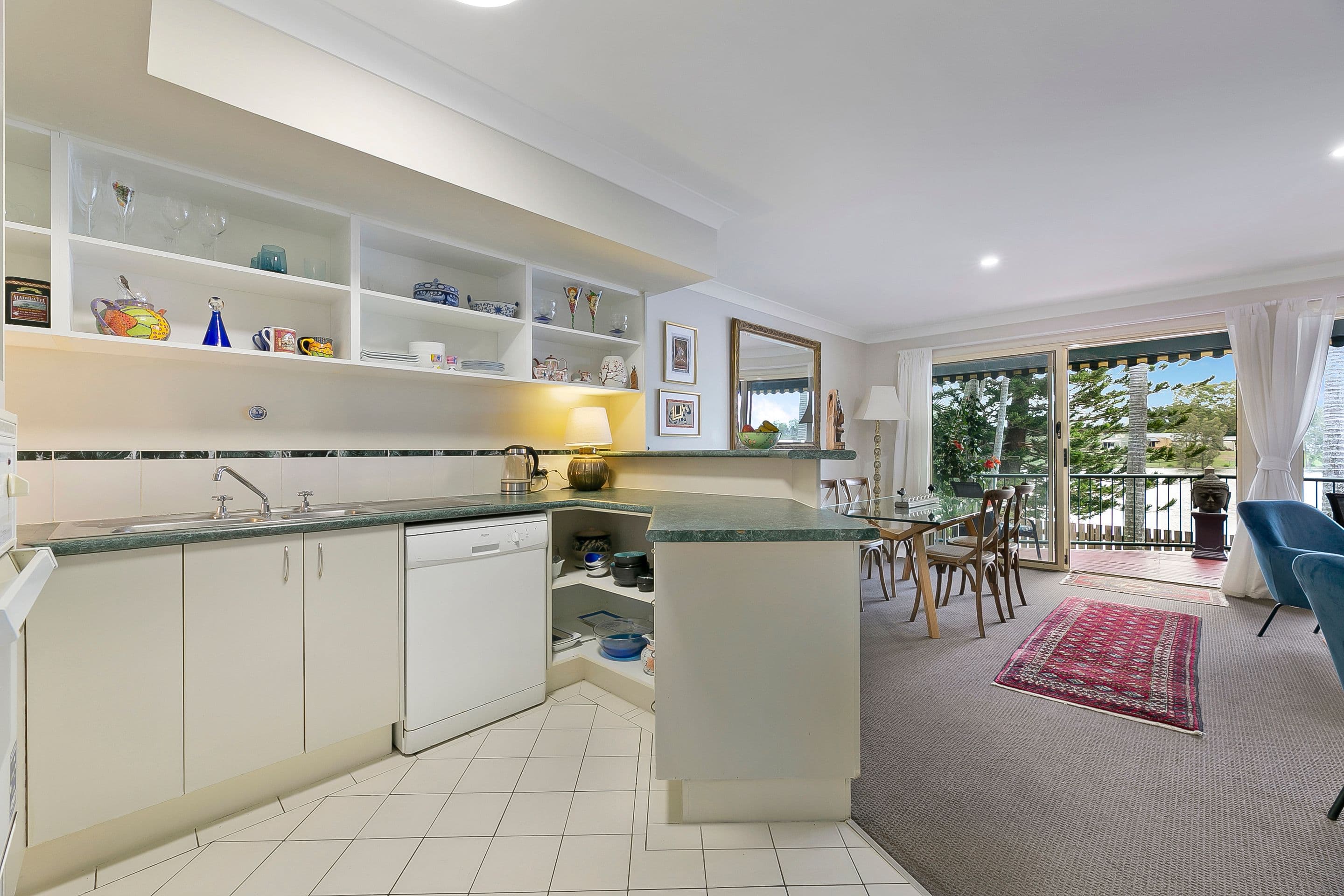 7-9 Santa Cruz Boulevard, Clear Island Waters QLD 4226, Clear Island Waters - Thumbnail 4