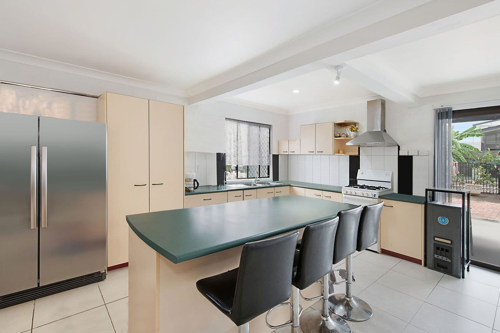 122 Graceville Avenue, Graceville QLD 4075, Graceville - Thumbnail 4