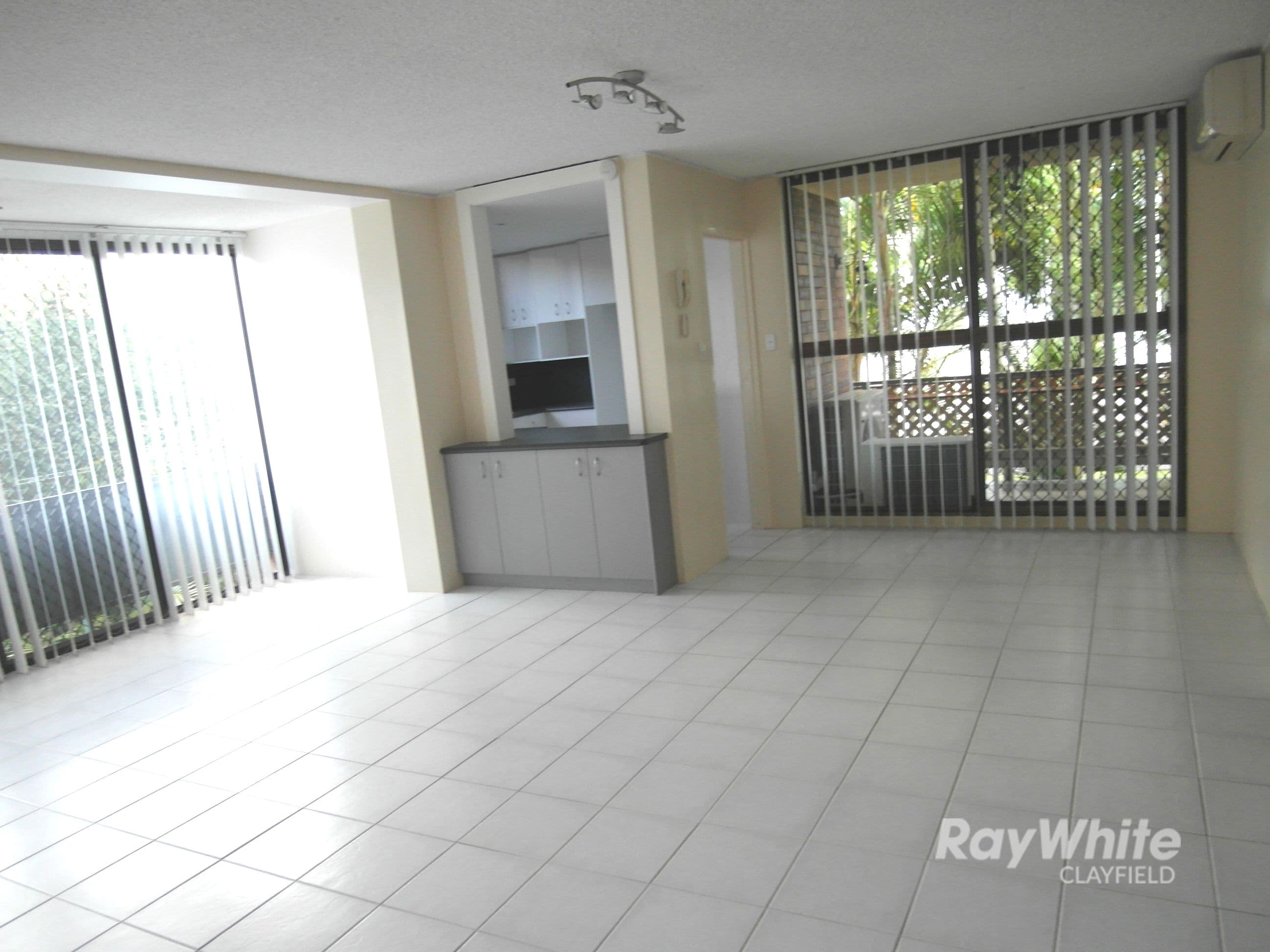 52 London Road, Clayfield QLD 4011, Clayfield - Thumbnail 2