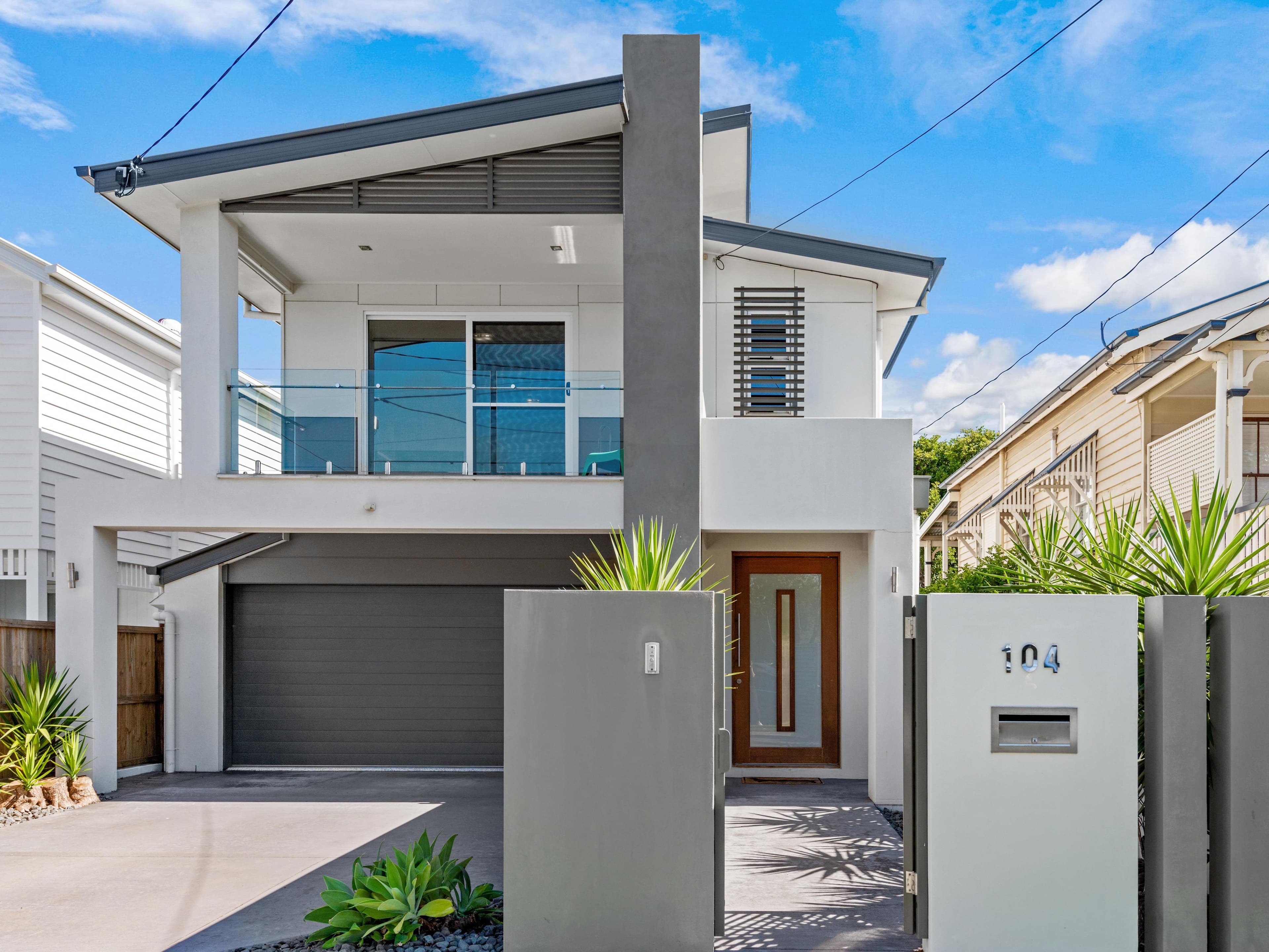 104 Malcolm Street, Hawthorne QLD 4171, Hawthorne - Thumbnail 2