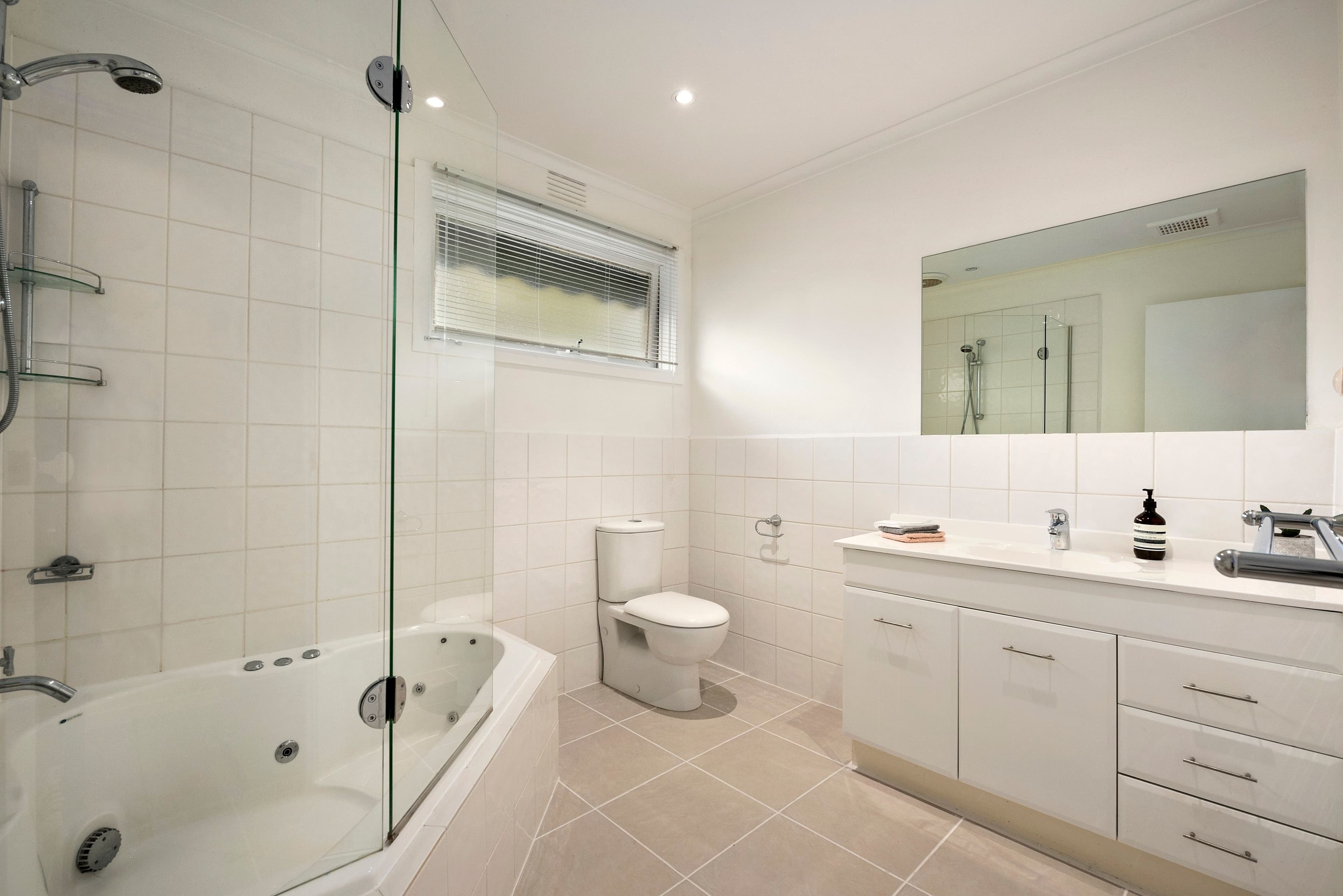 6 Seaton Drive, Dingley Village VIC 3172, Dingley Village - Thumbnail 7