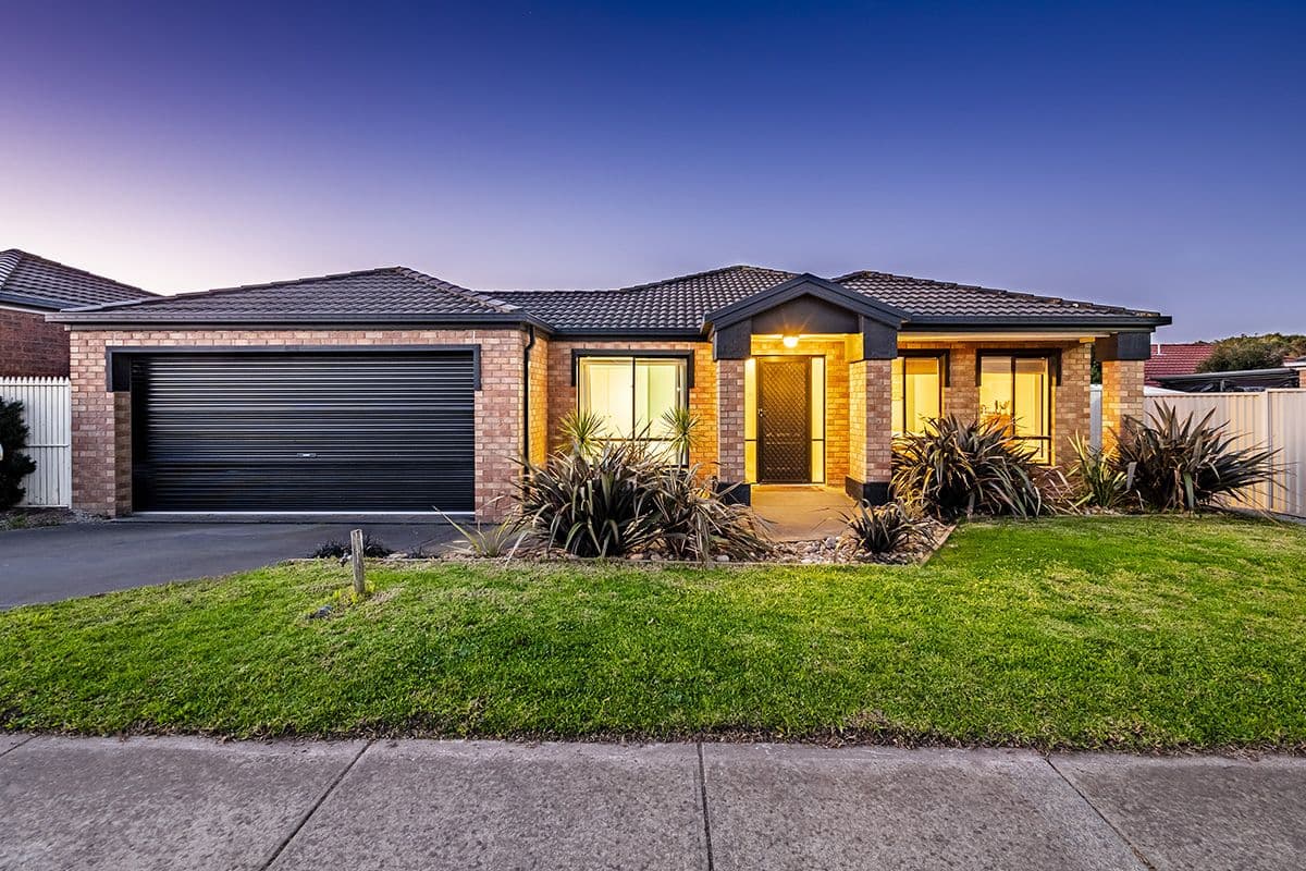 24 Gatehouse Parade, Cranbourne East VIC 3977, Cranbourne East - Image 1