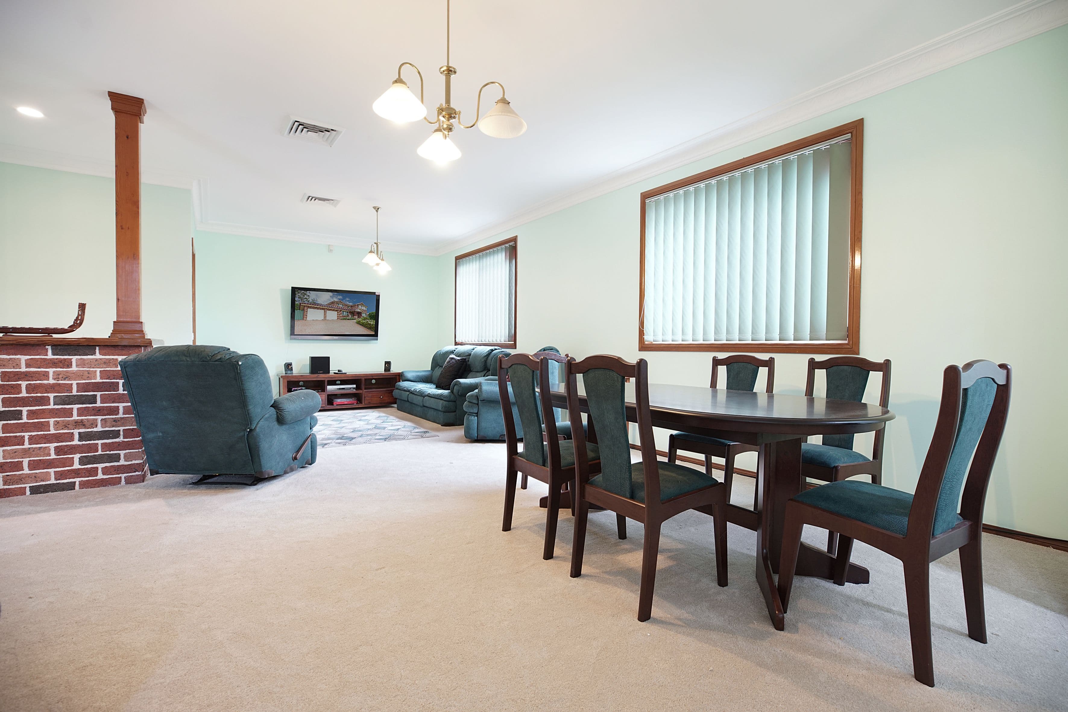 42 Womra Crescent, Glenmore Park - Thumbnail 5