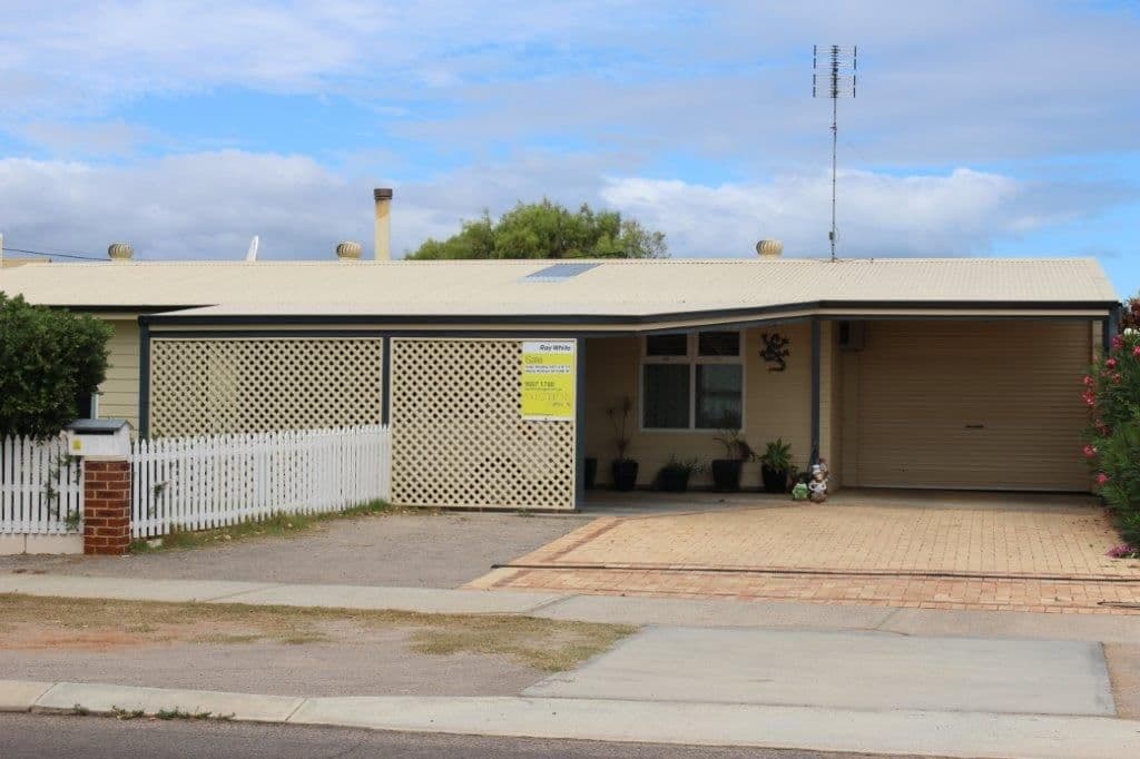 19 Church Street, Dongara WA 6525, Dongara - Image 1