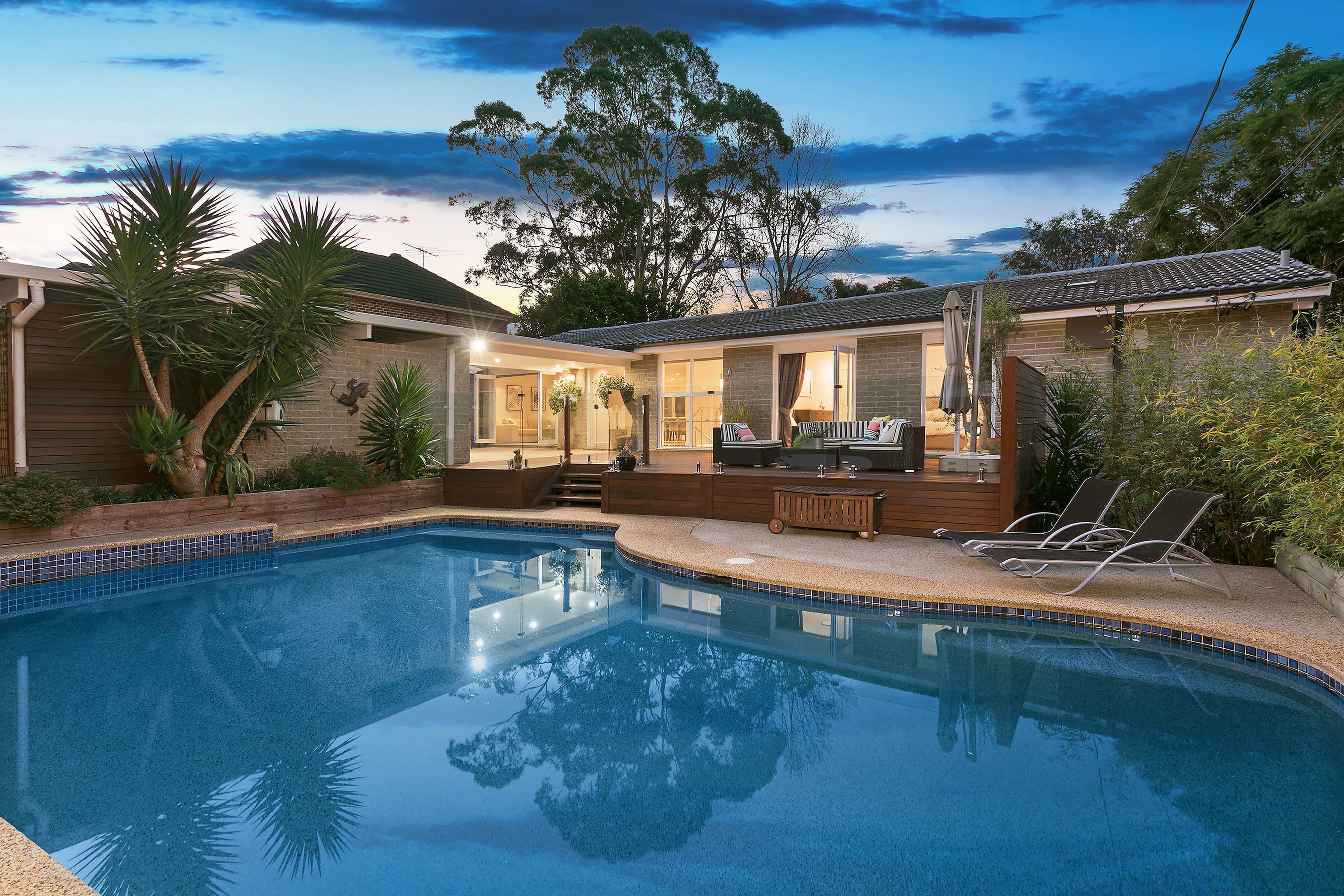 16 Carissa Avenue, St Ives - Image 1