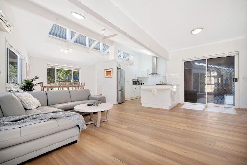 25-27 Dorset Drive, Springwood QLD 4127, Springwood - Thumbnail 3