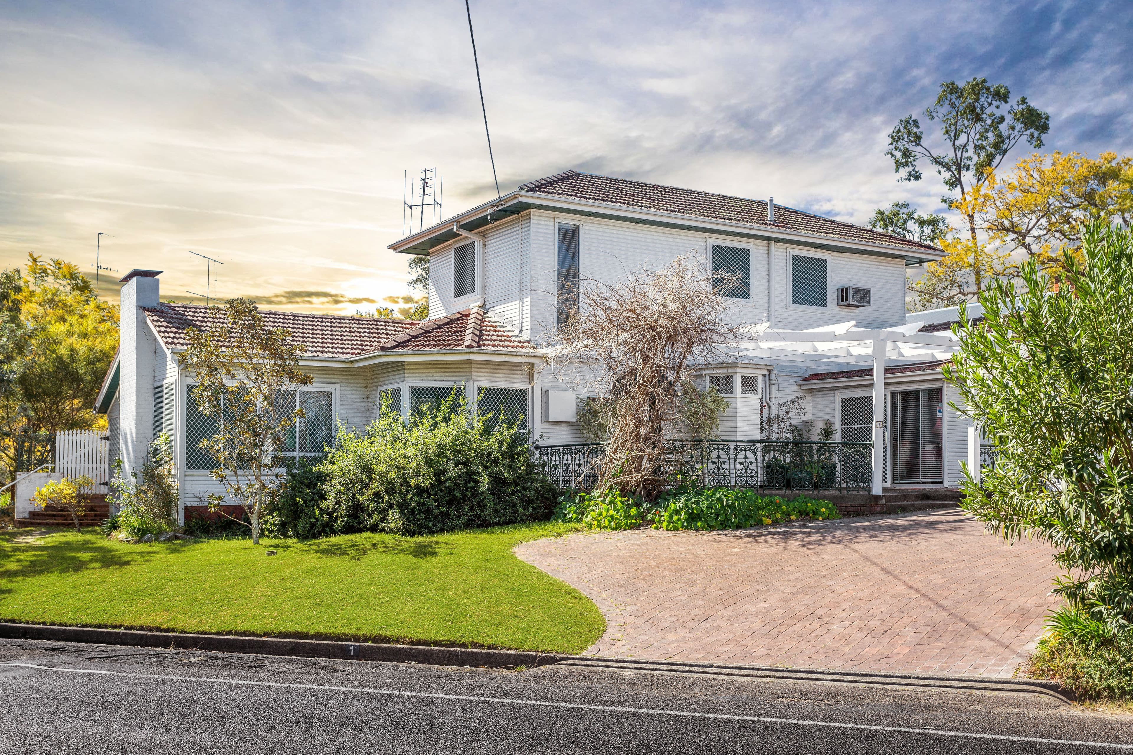1 Montgomery Crescent, Taree - Image 1