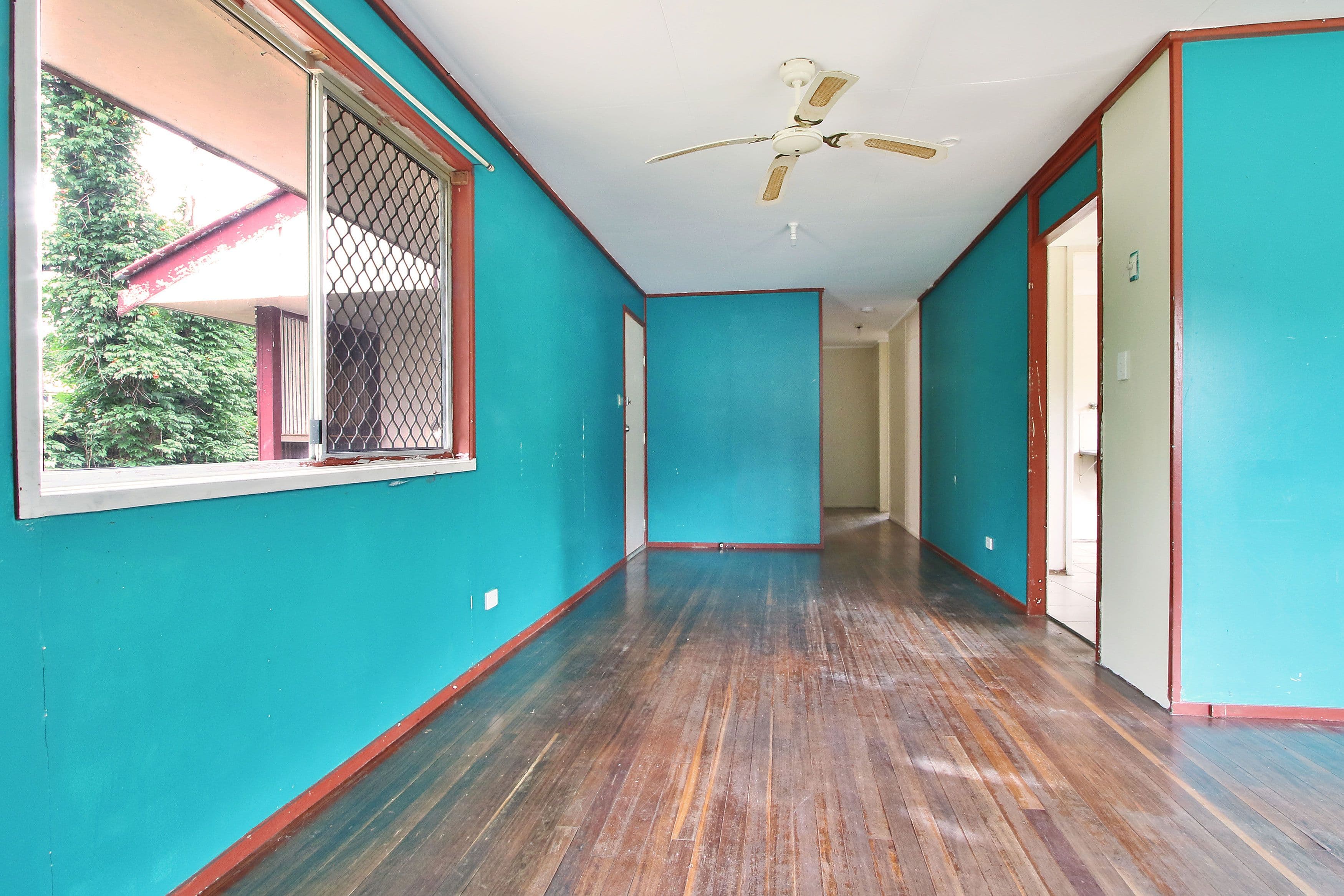 25 Bannerman Street, Riverview QLD 4303, Riverview - Thumbnail 4