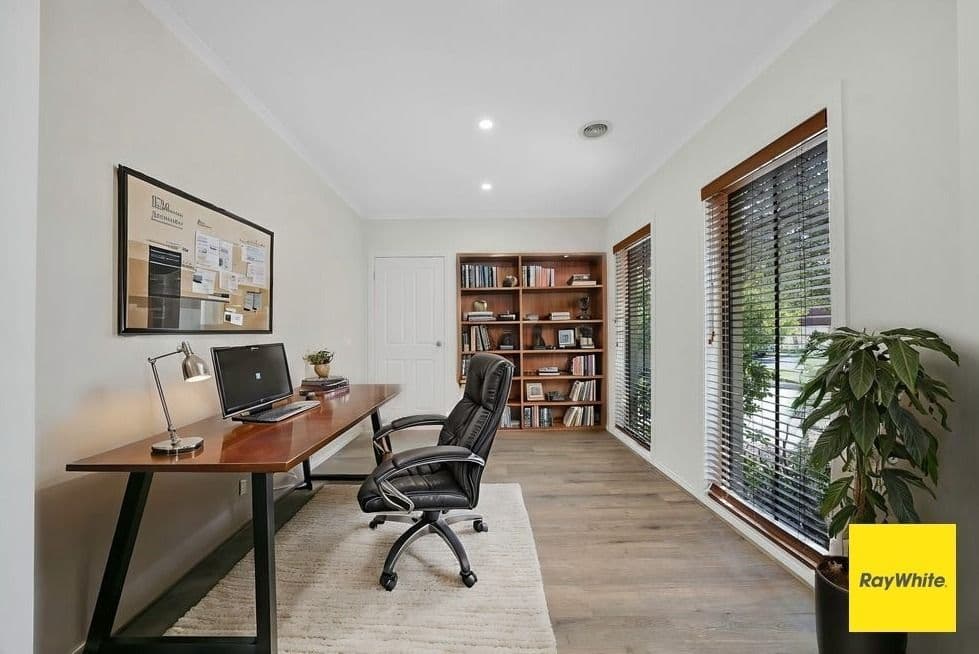 11 Scullin Road, Burnside Heights VIC 3023, Burnside Heights - Thumbnail 2