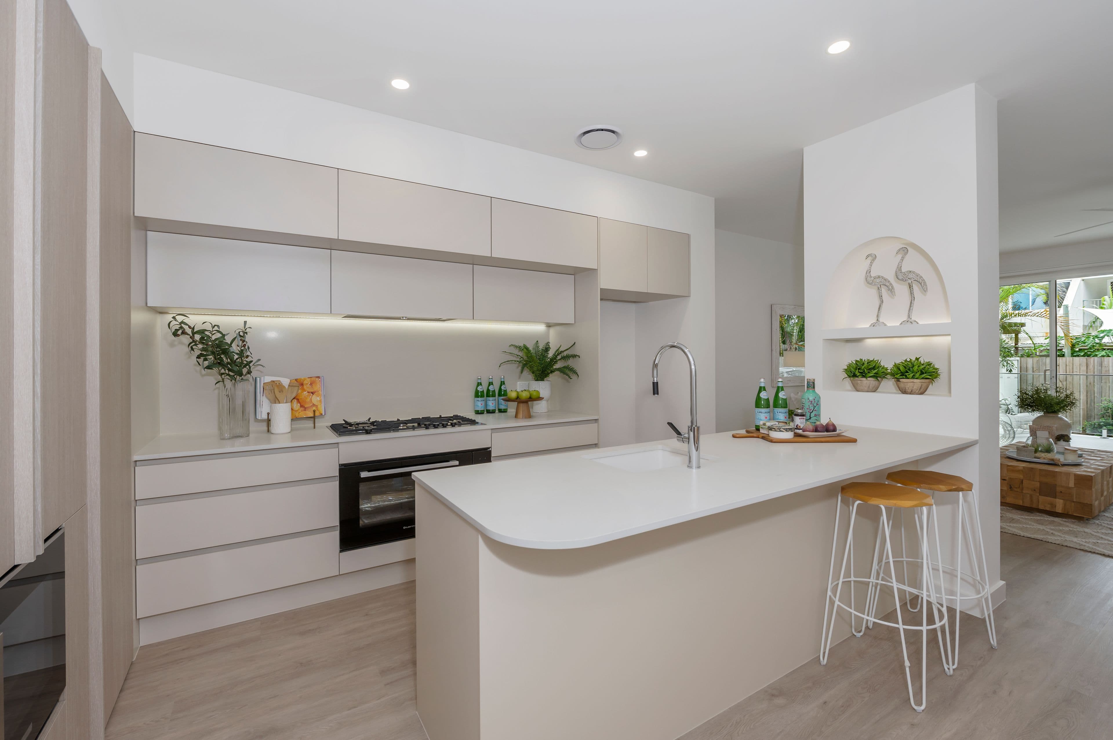 8 Helena Street, BIGGERA WATERS QLD 4216, Biggera Waters - Thumbnail 8